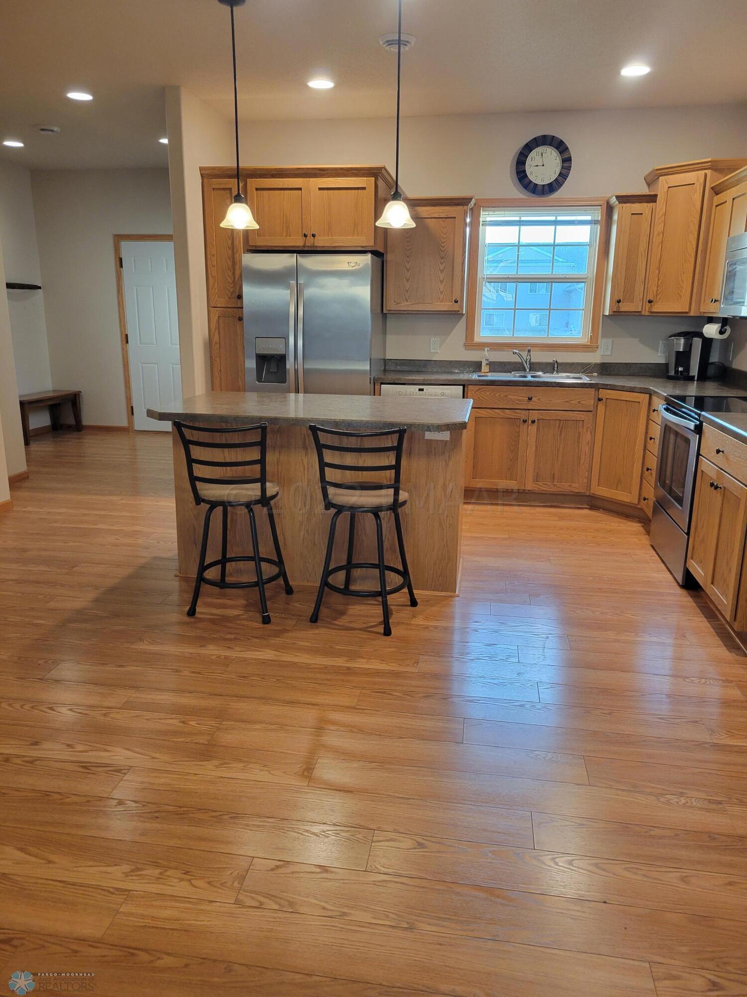 Kitchen/dining