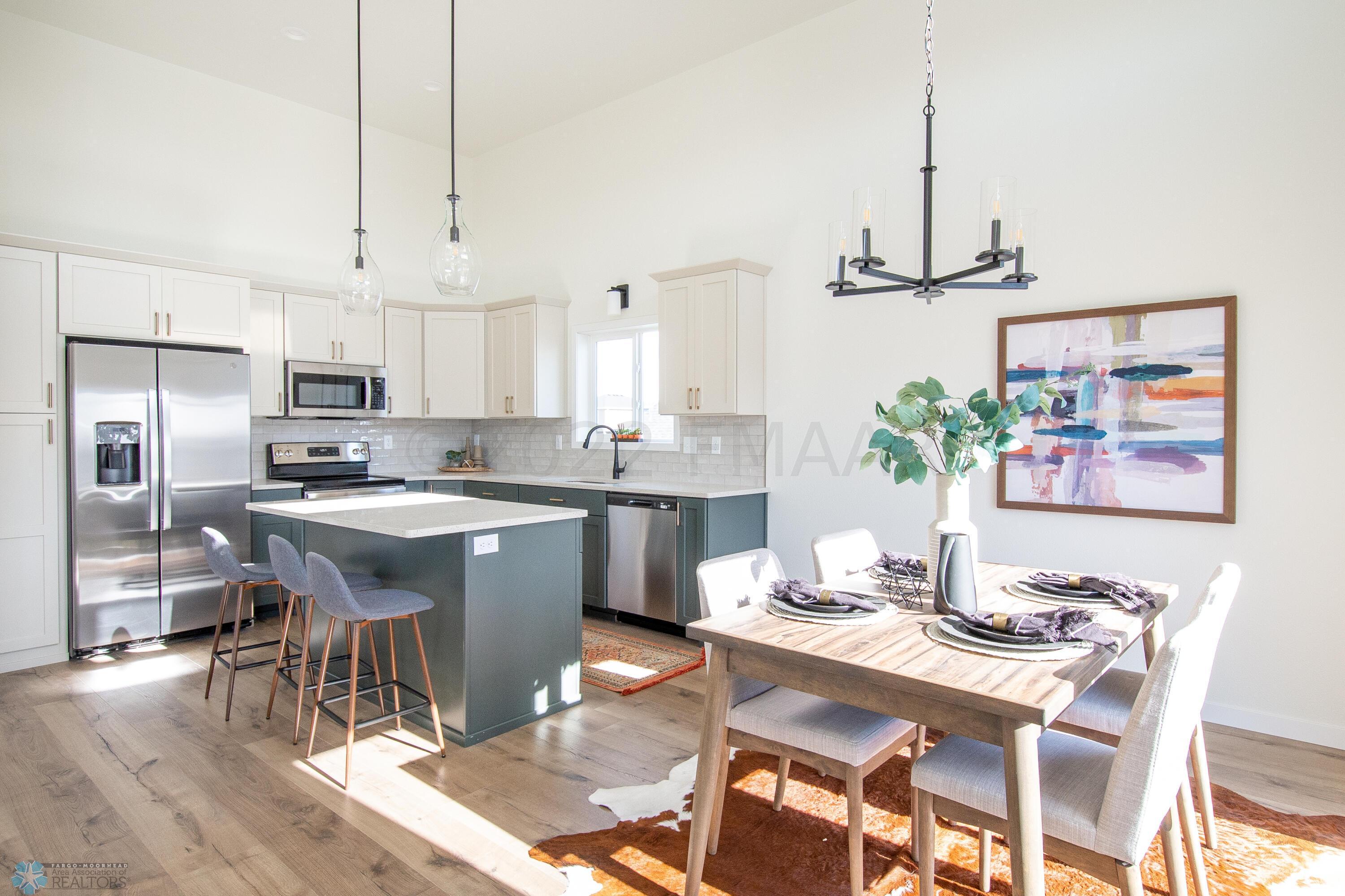 Kitchen/Dining