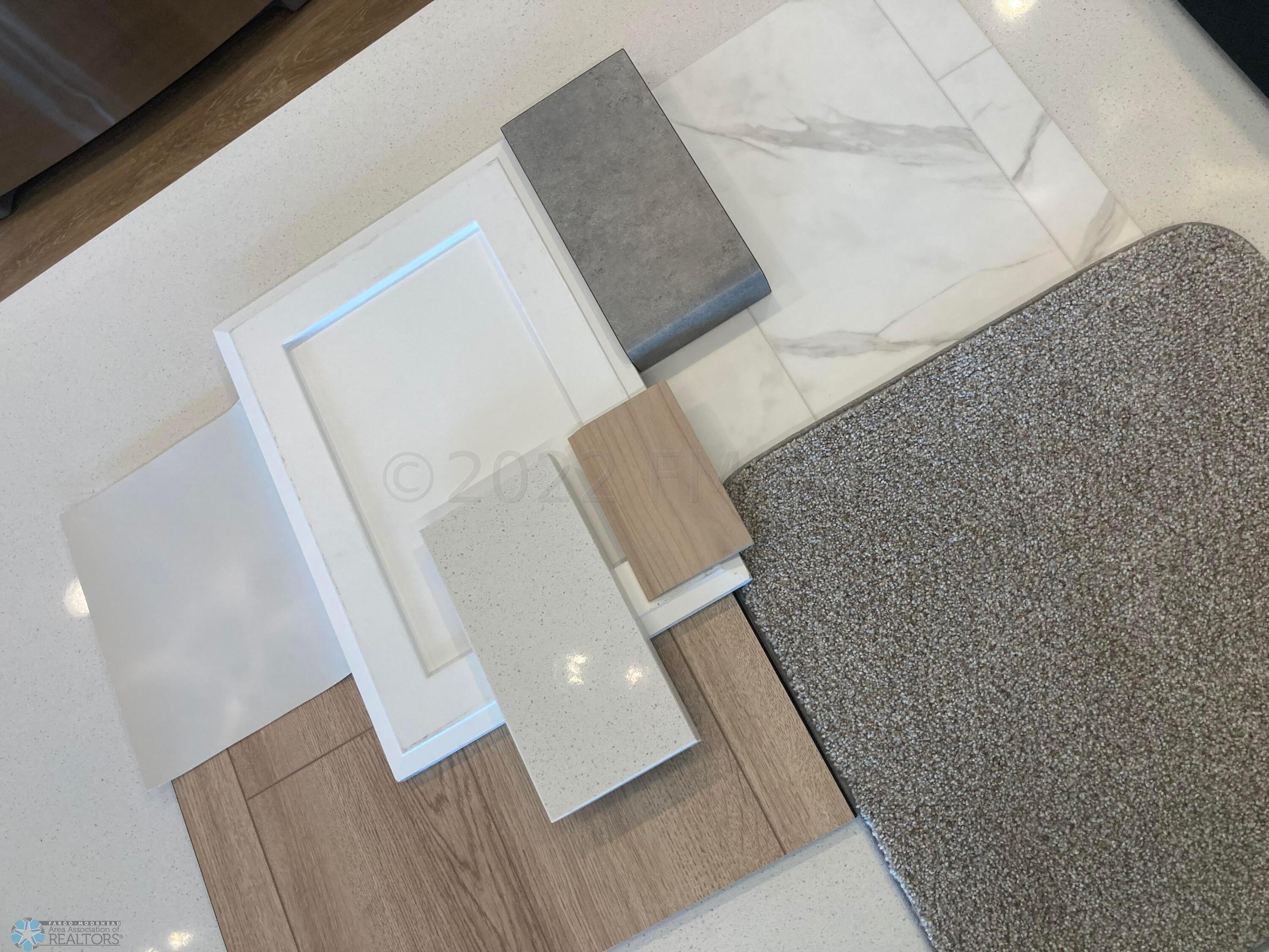 6114 Martin Ln - Interior Selections