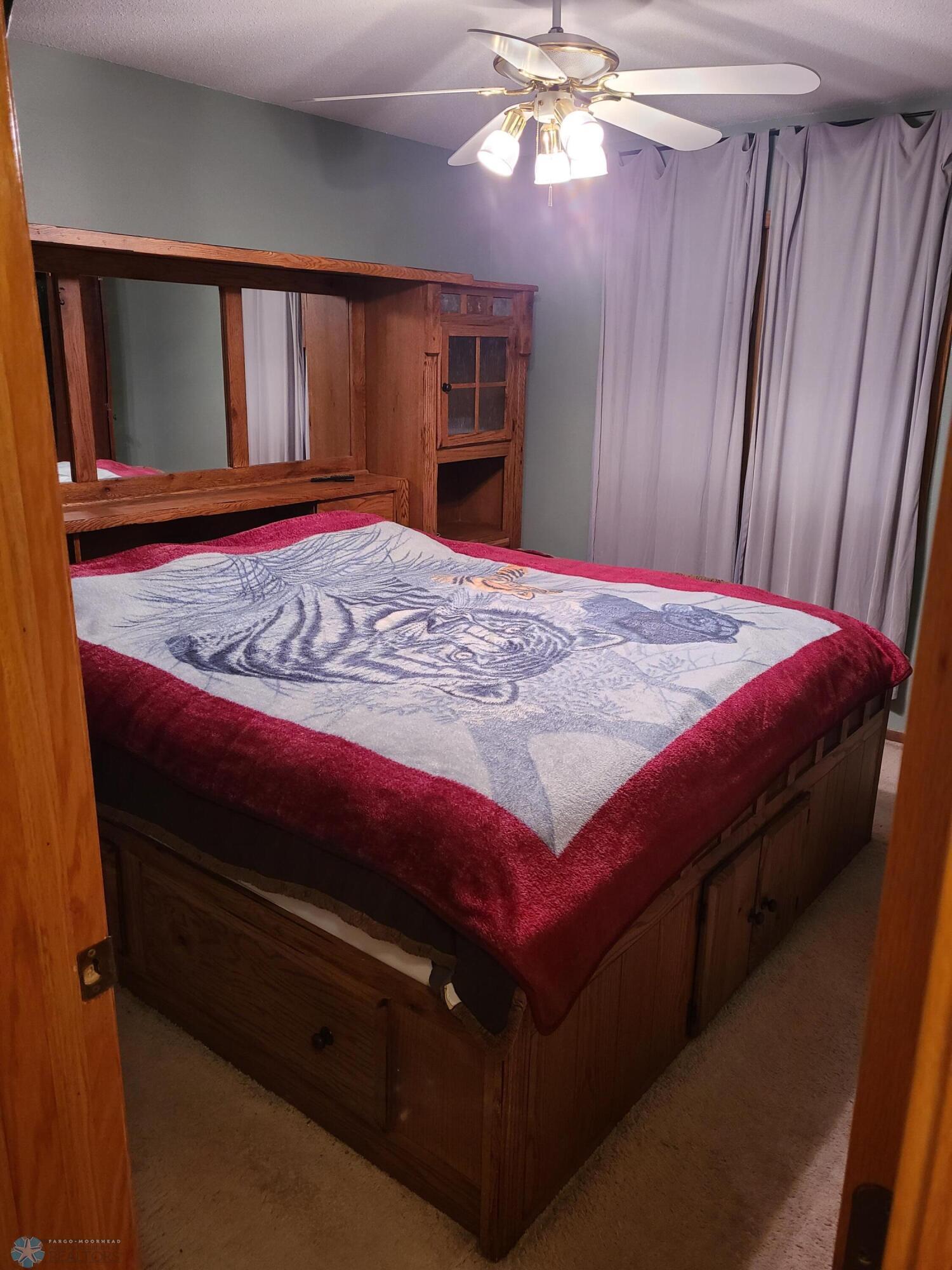 masterbedroom 1