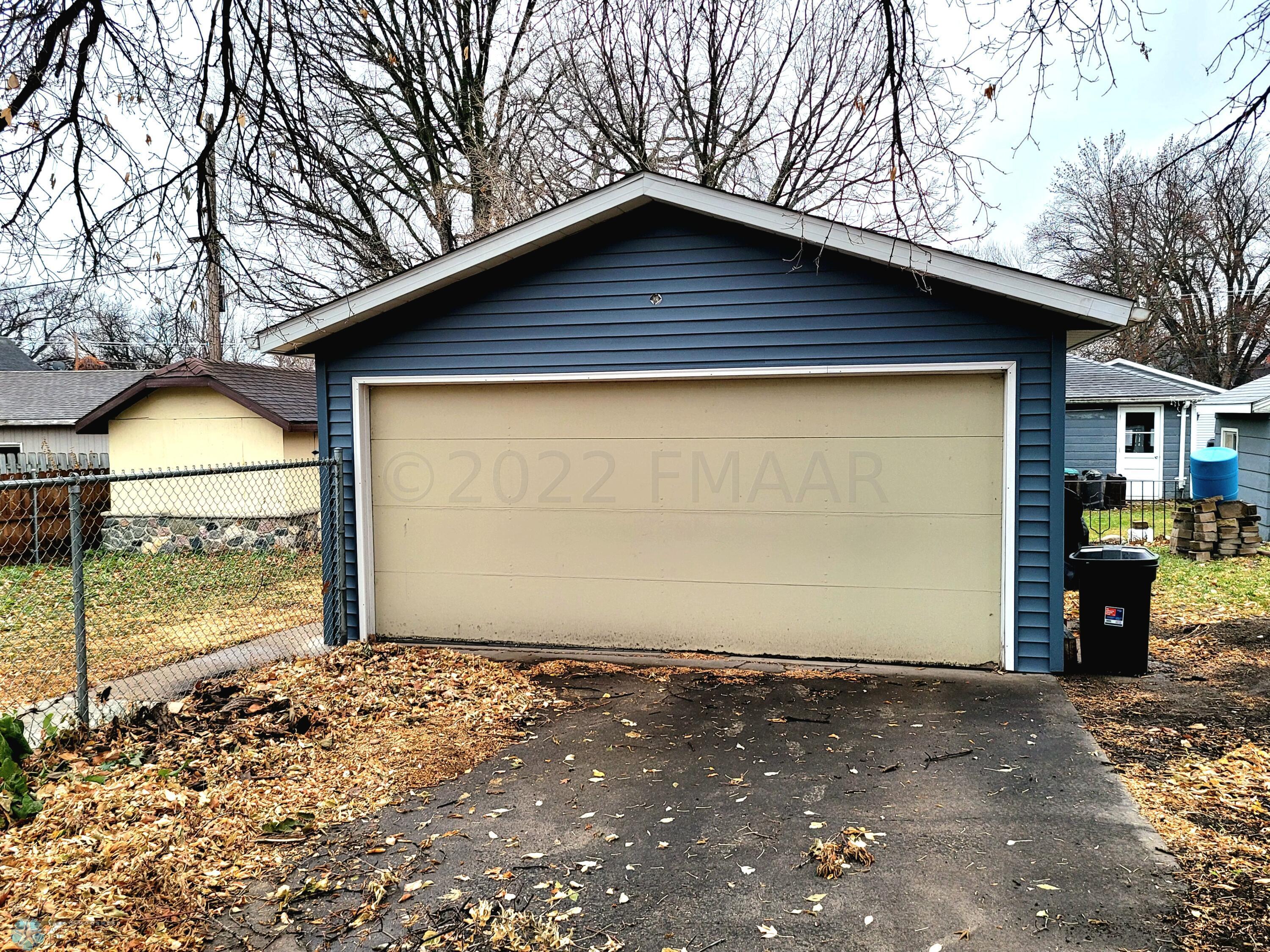 2 stall detached garage