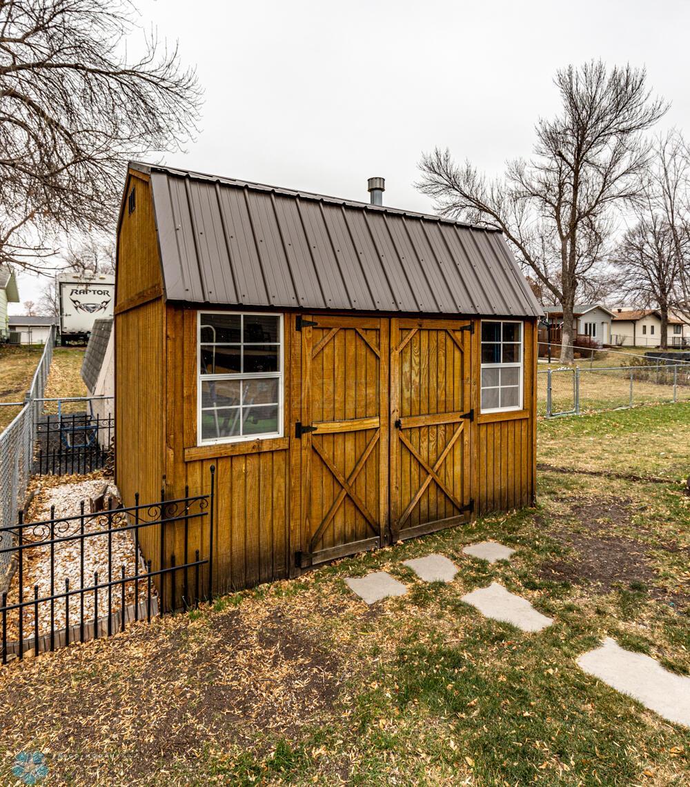 Shed