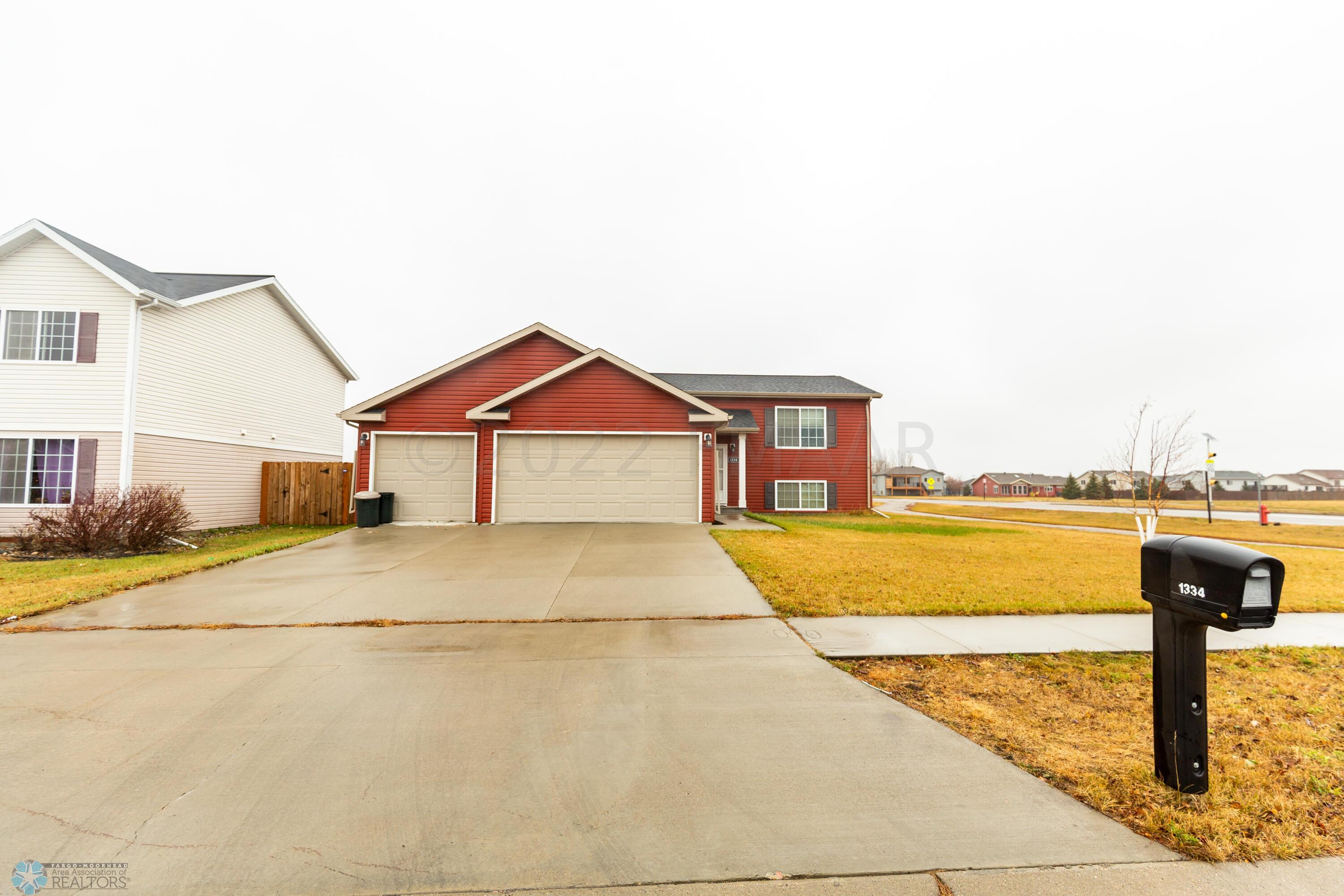 1334 44th Ave S Mhd-1