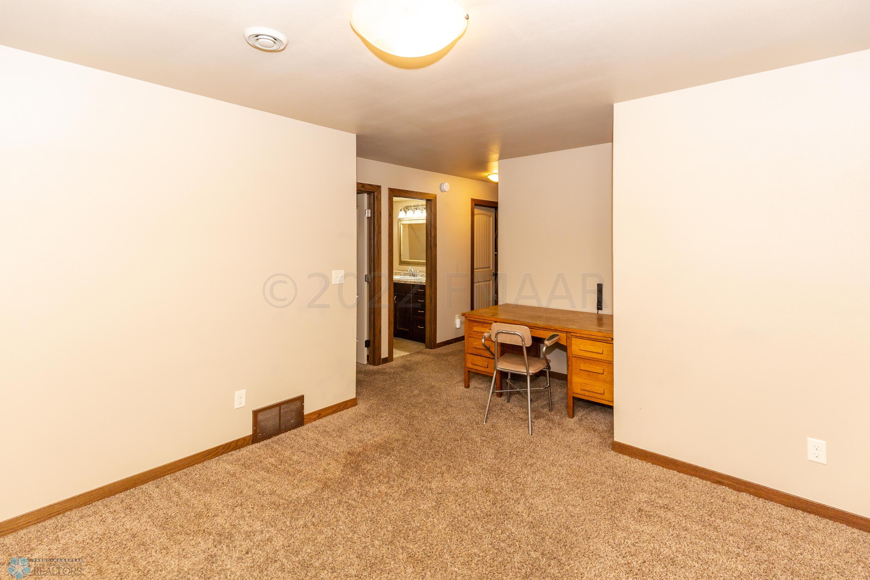 1334 44th Ave S Mhd-16