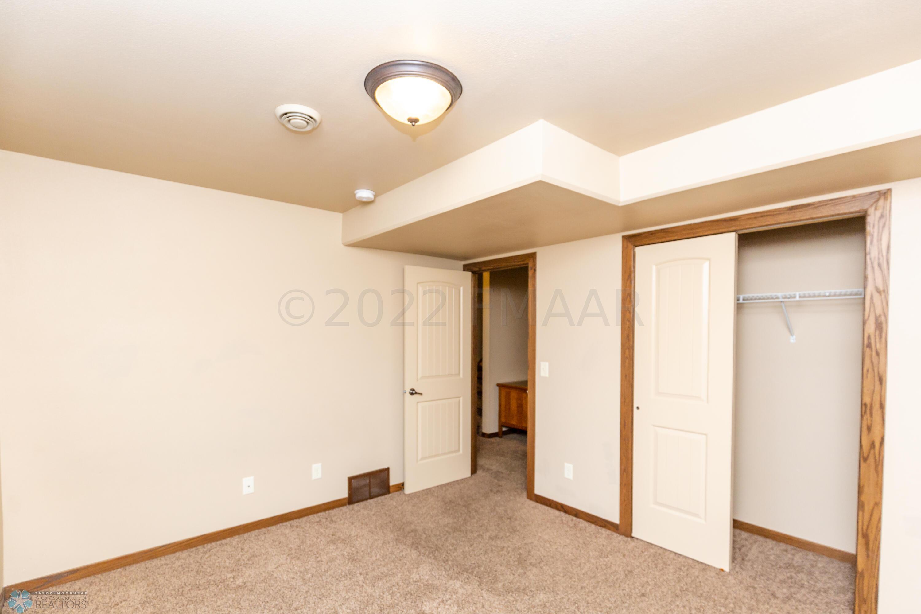 1334 44th Ave S Mhd-18