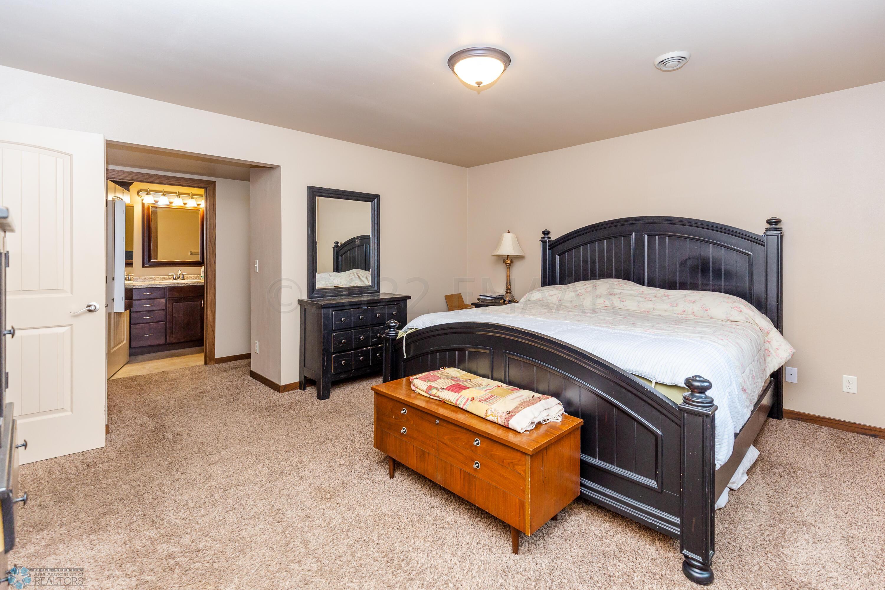 1334 44th Ave S Mhd-21