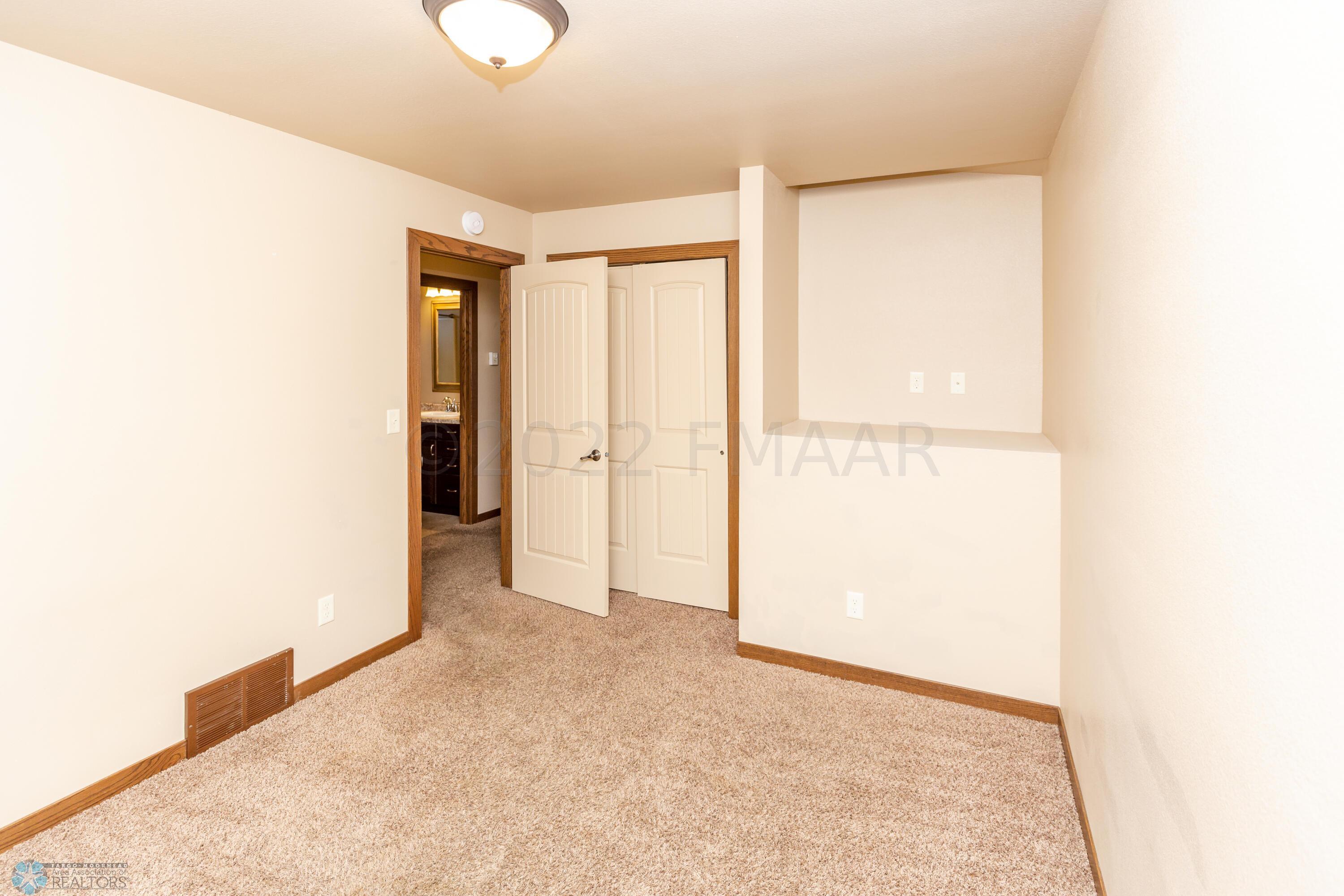 1334 44th Ave S Mhd-34