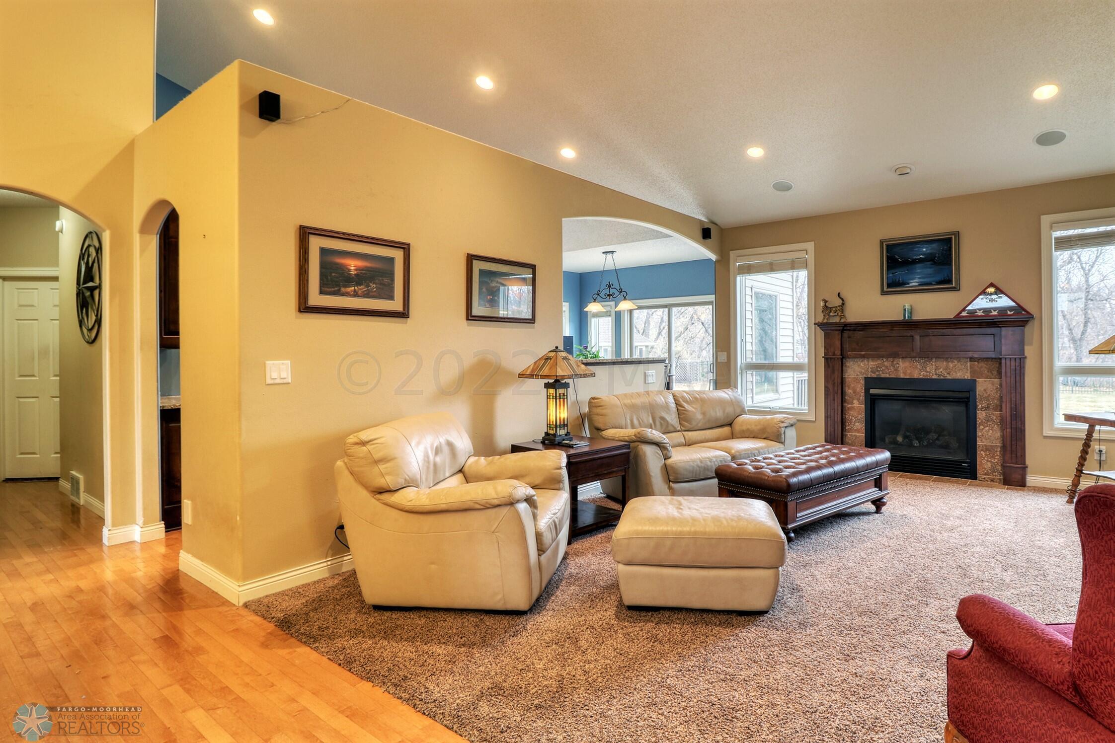 Living Area1_3