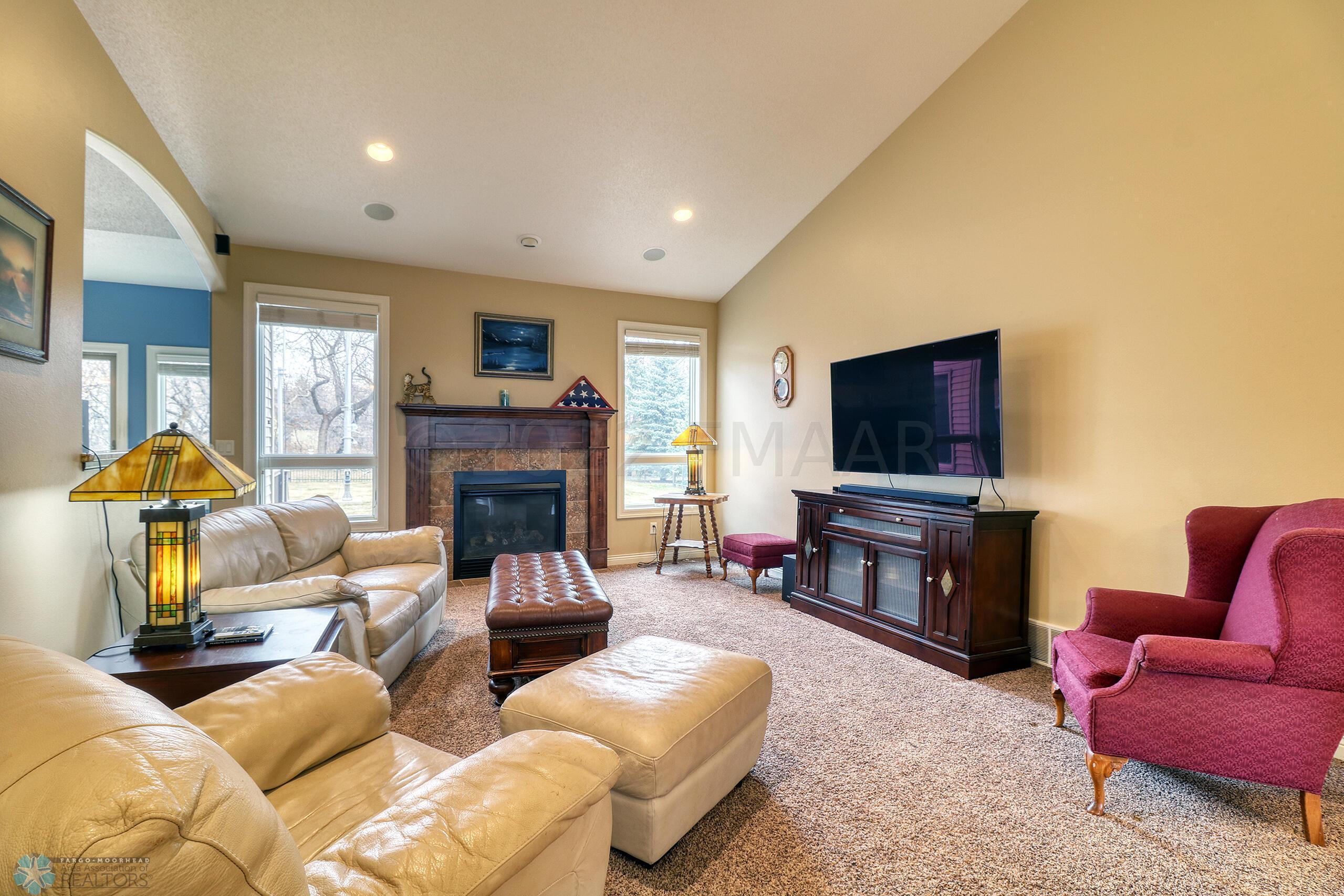 Living Area1_0