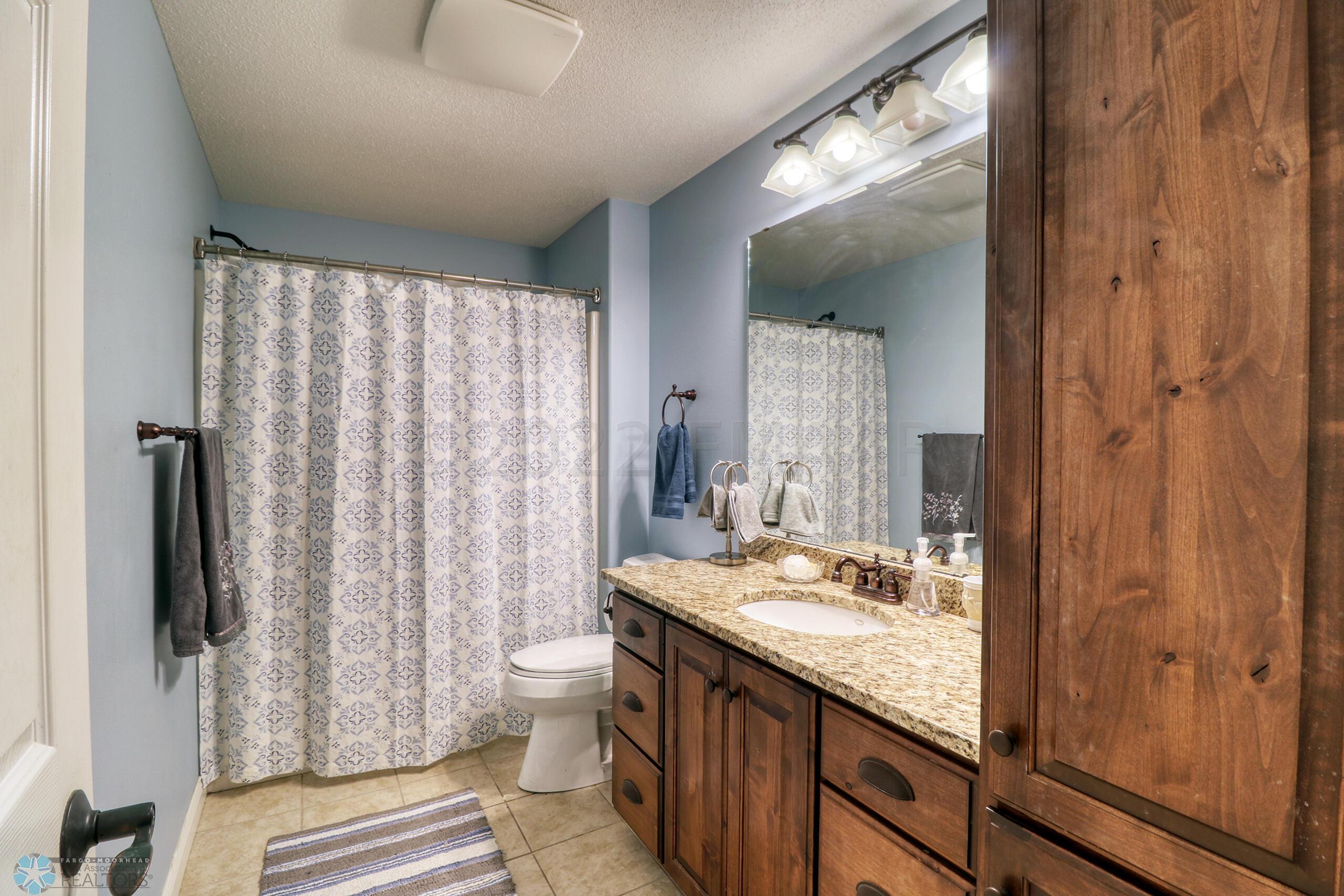 Basement Bathroom1_1