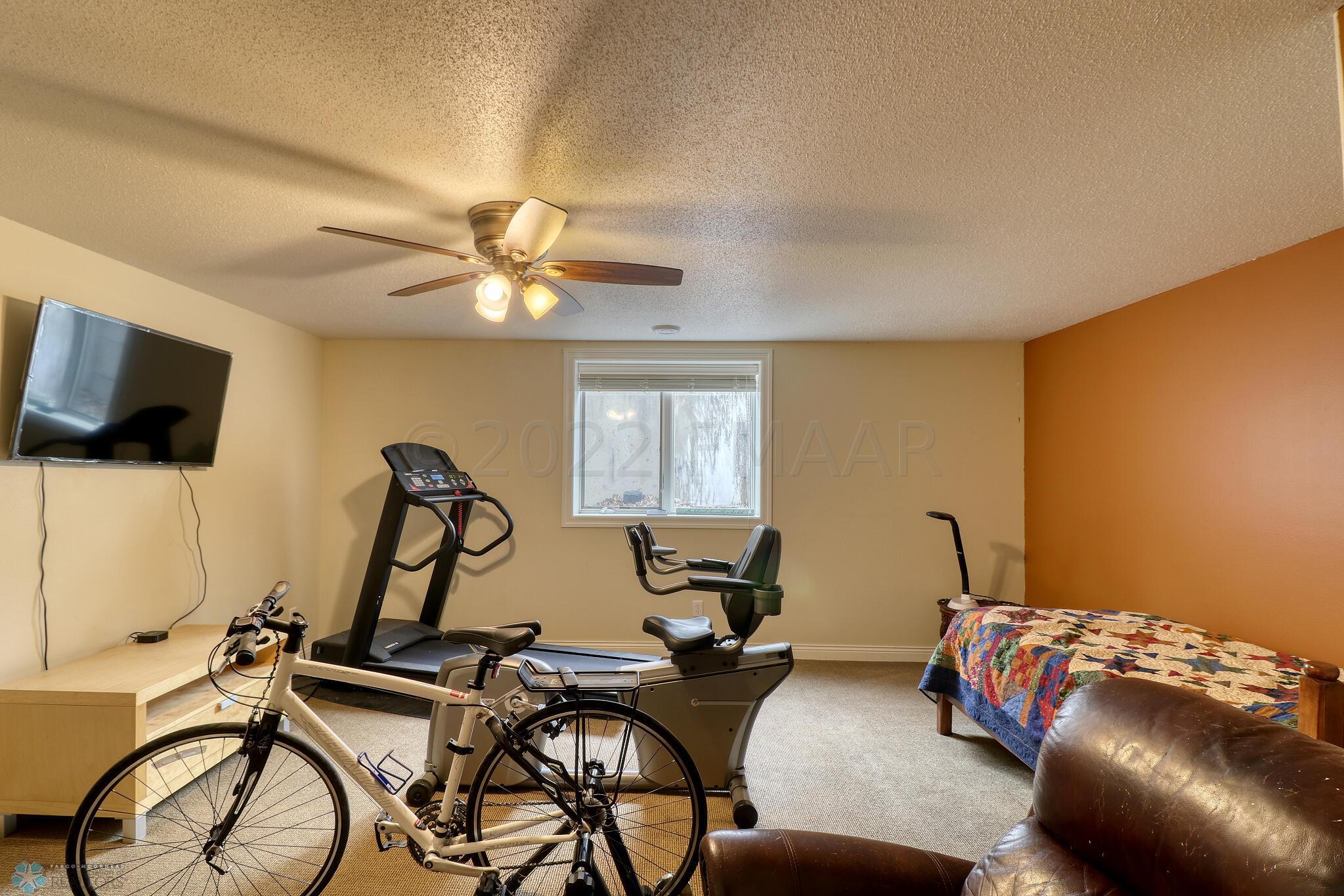 Basement Bedroom2_1