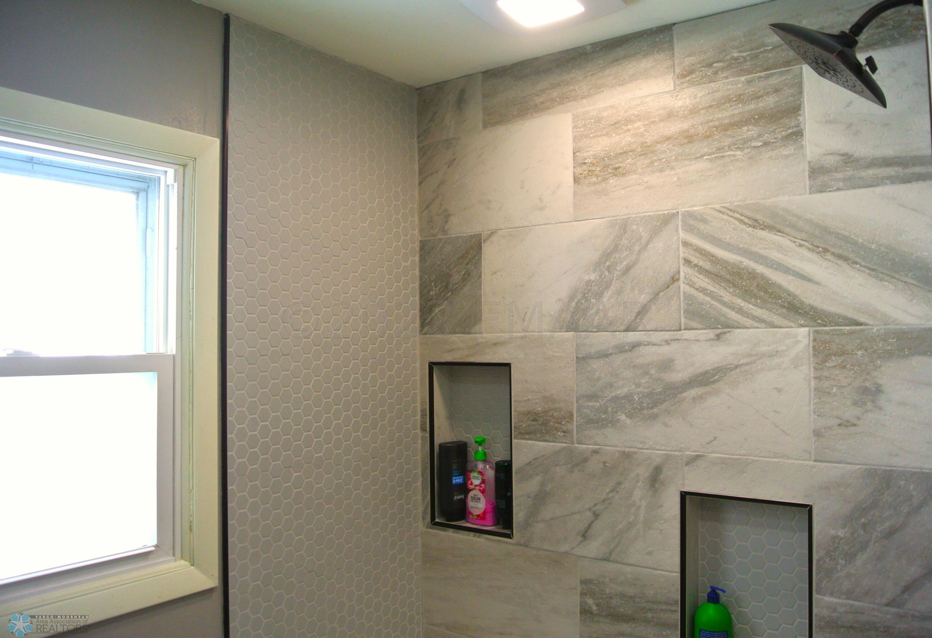 Main Bathroom 2