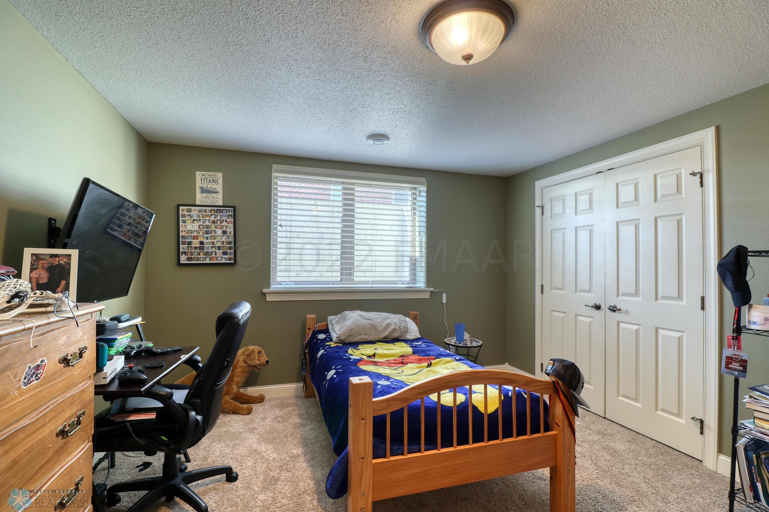 Basement Bedroom1_2