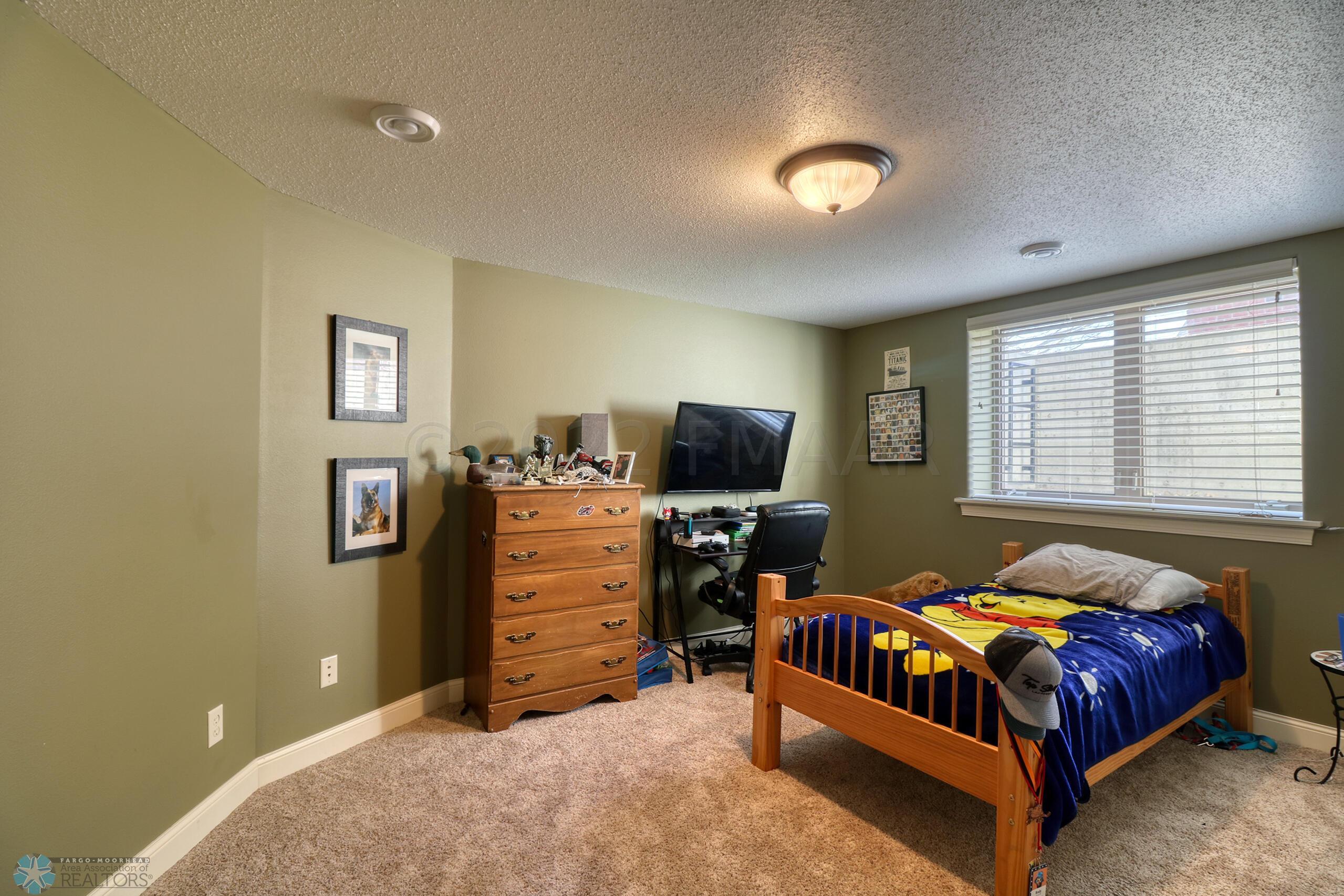 Basement Bedroom1_1