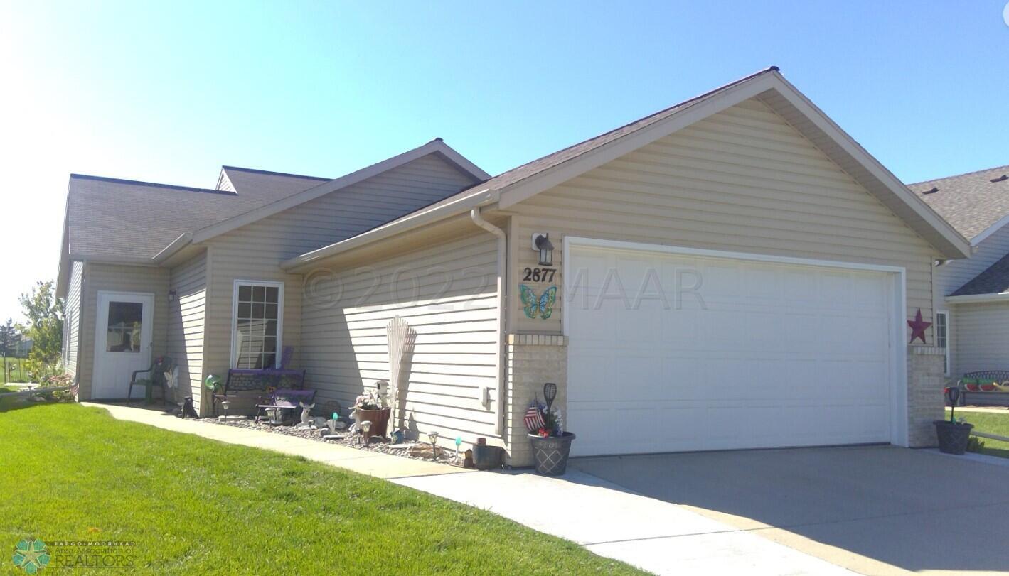 2877 35th exterior