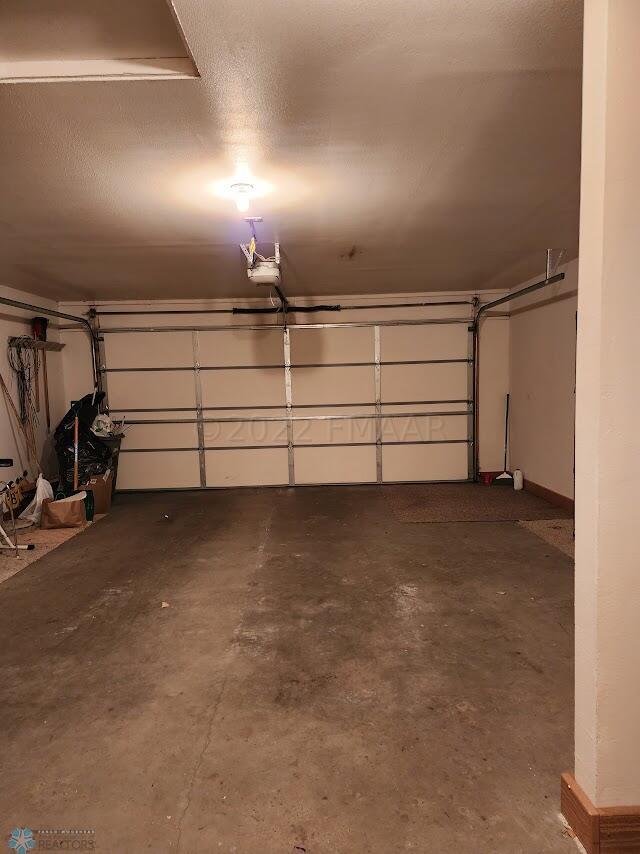 2877 garage