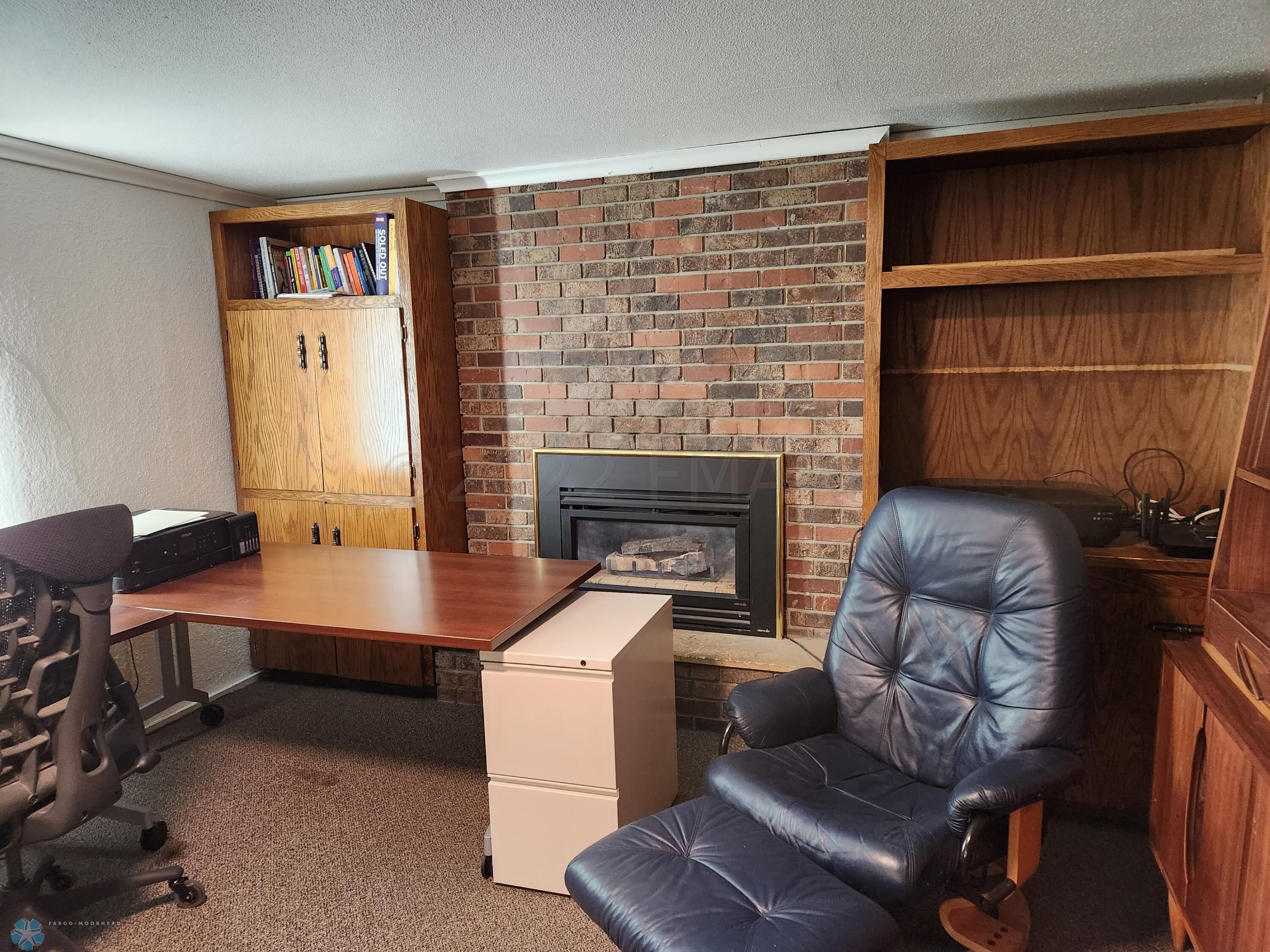 Bsmt Family Room Fireplace