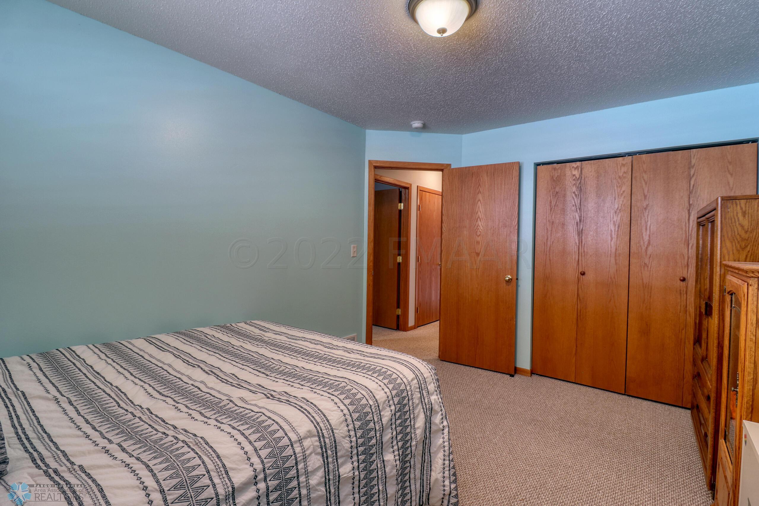 Basement Bedroom2_2