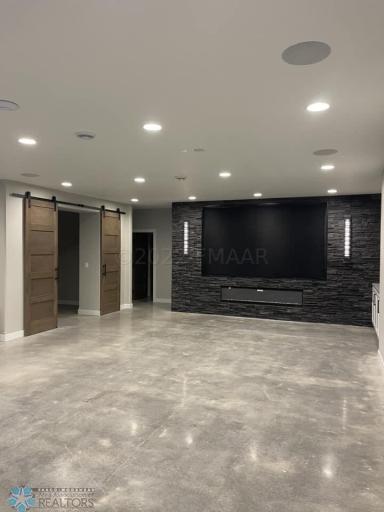 328 TRENT JONES Drive, Oxbow, ND 58047
