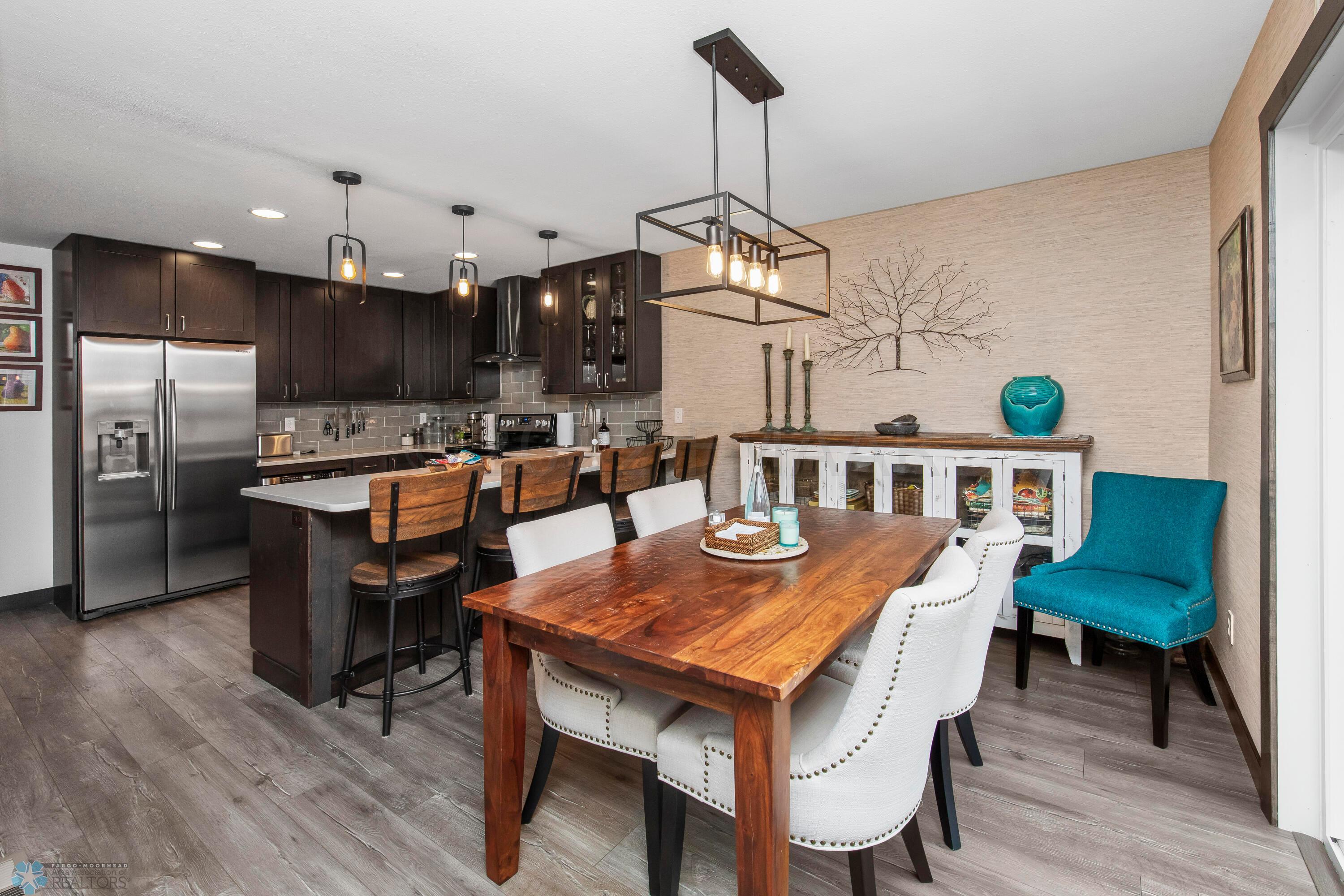 Dining kitchen area