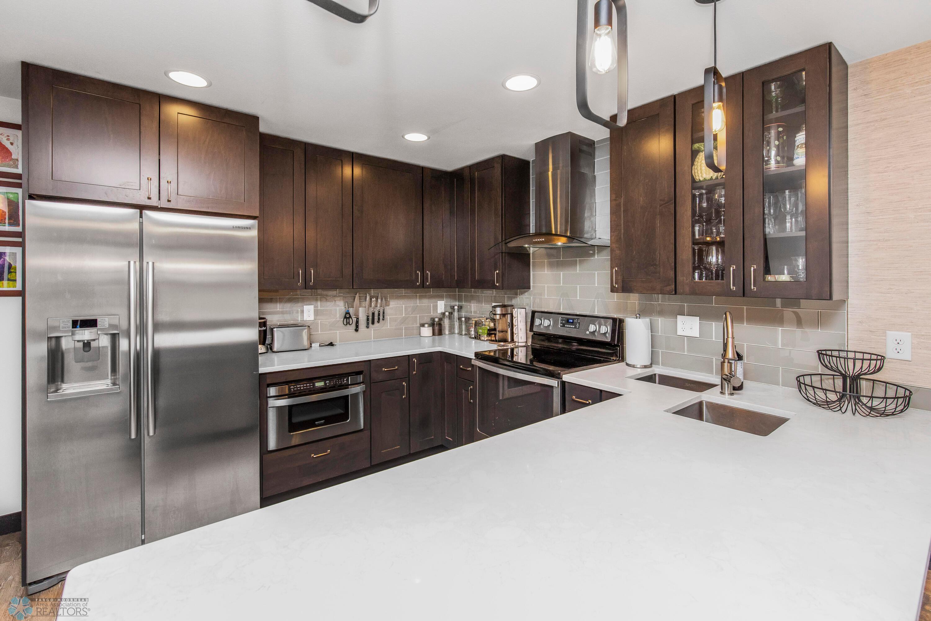 Stainless appliances
