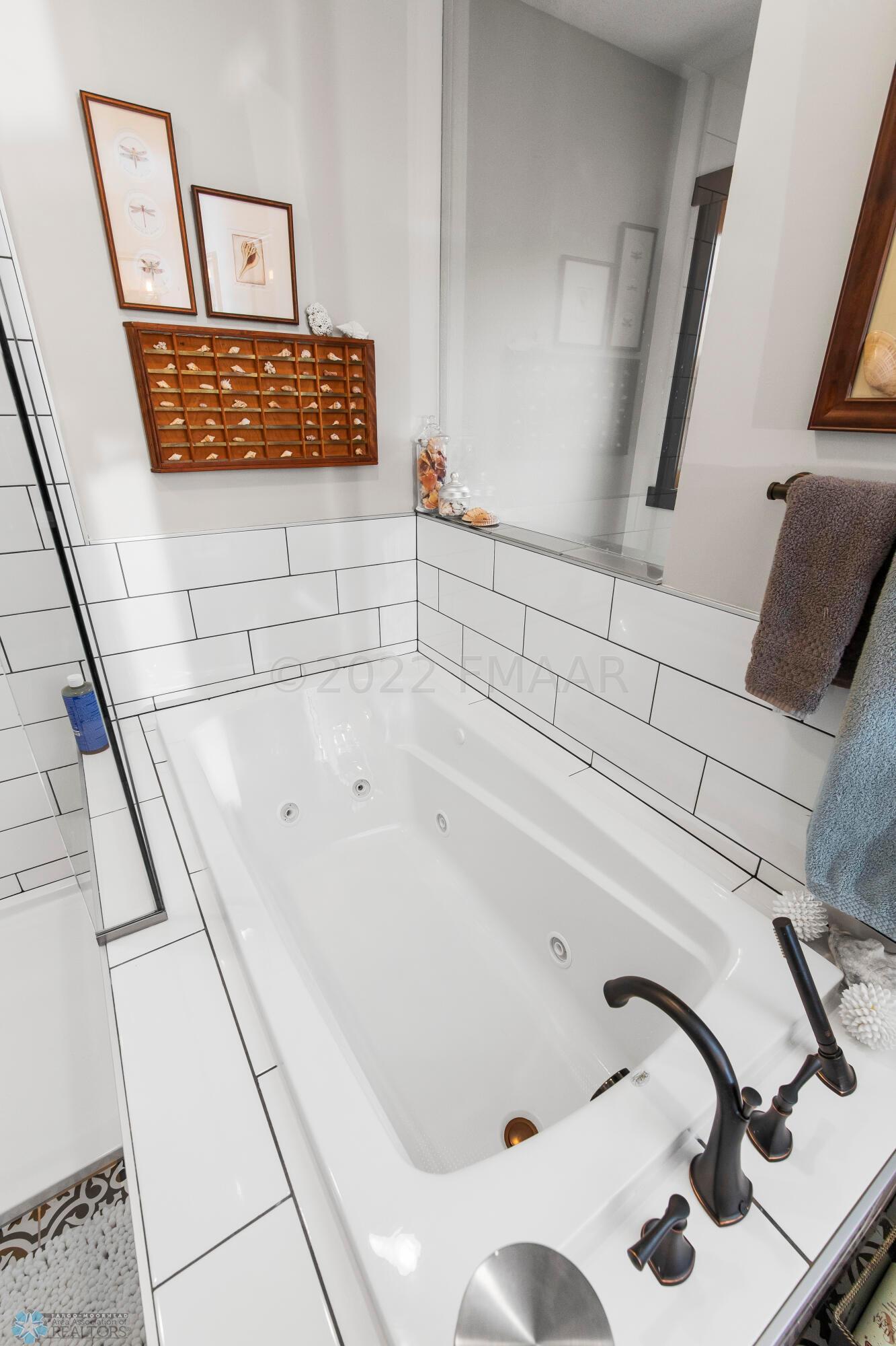 Jet tub