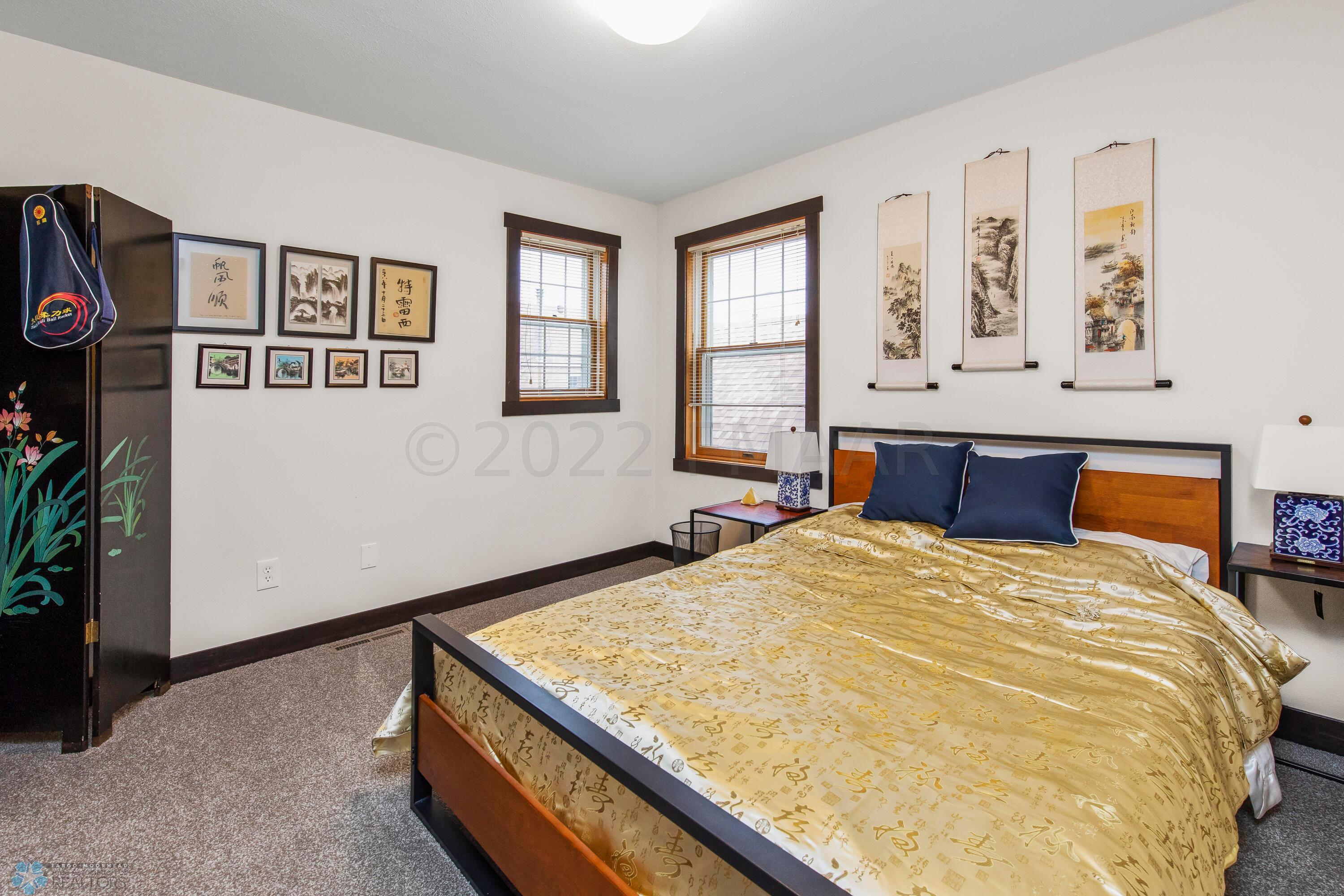 2nd bedroom