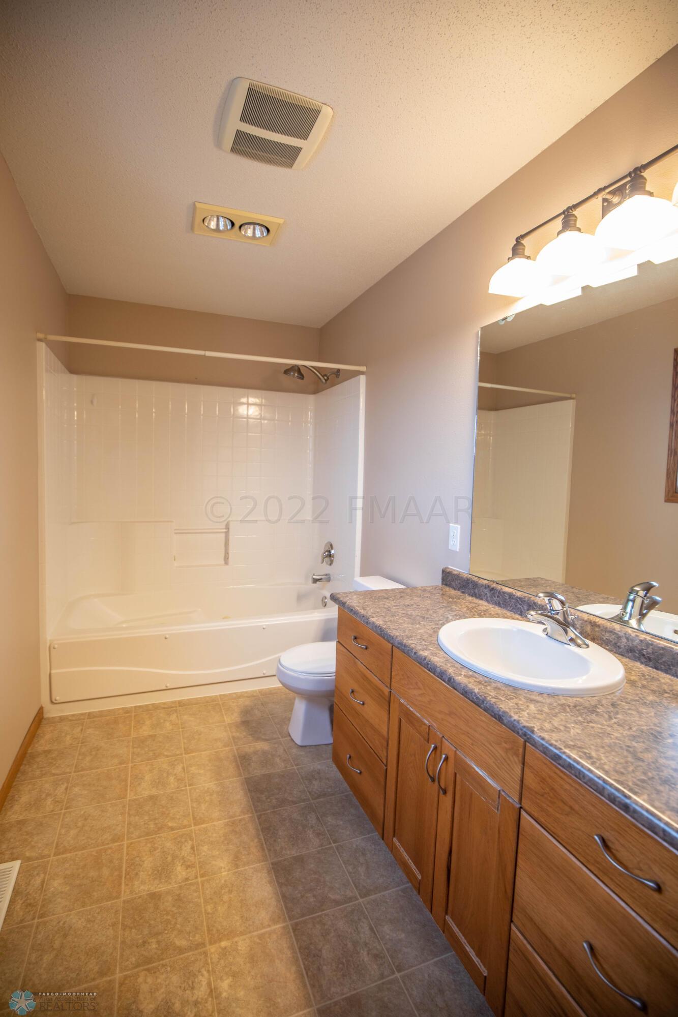 Full En-Suite