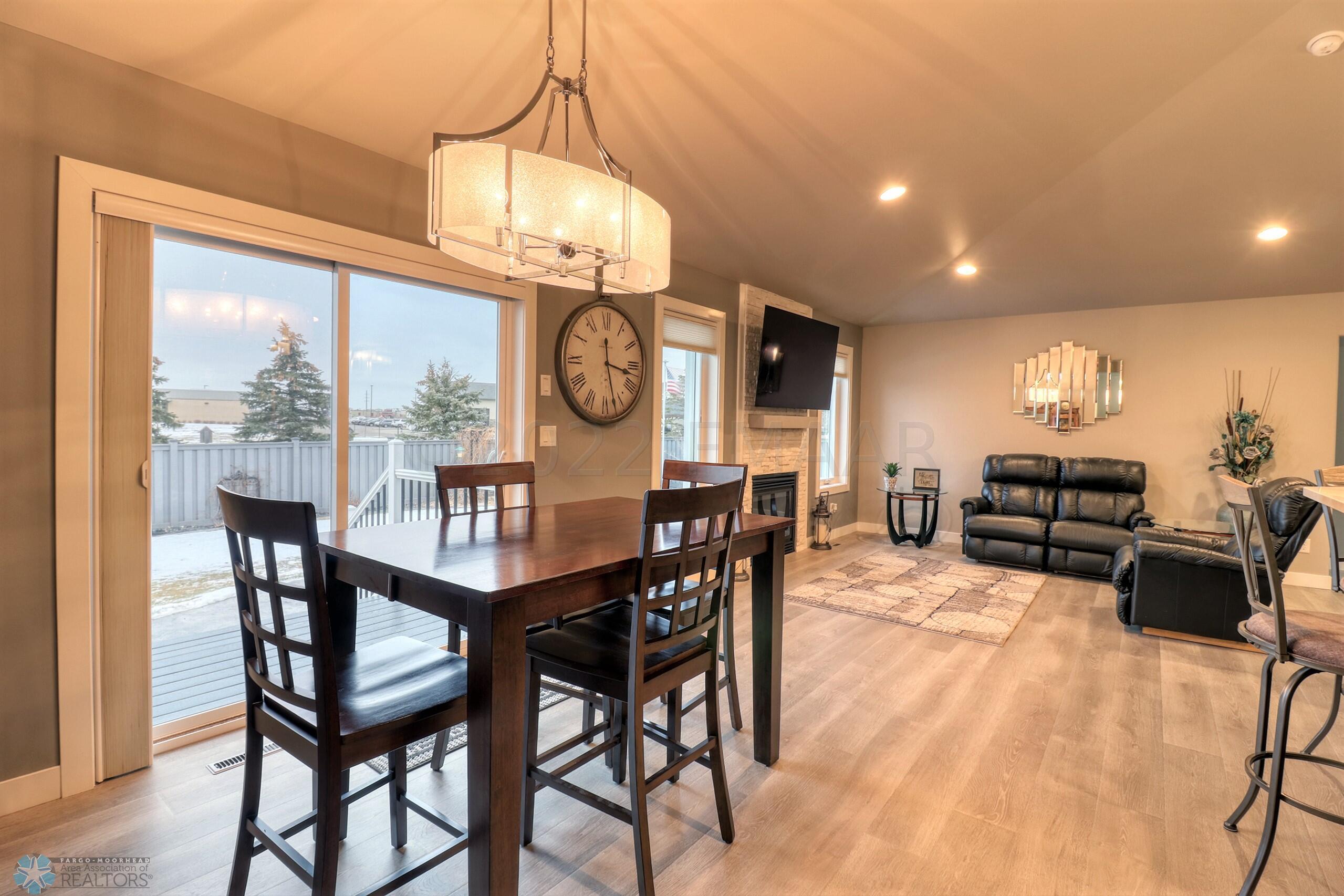Dining Area1_1