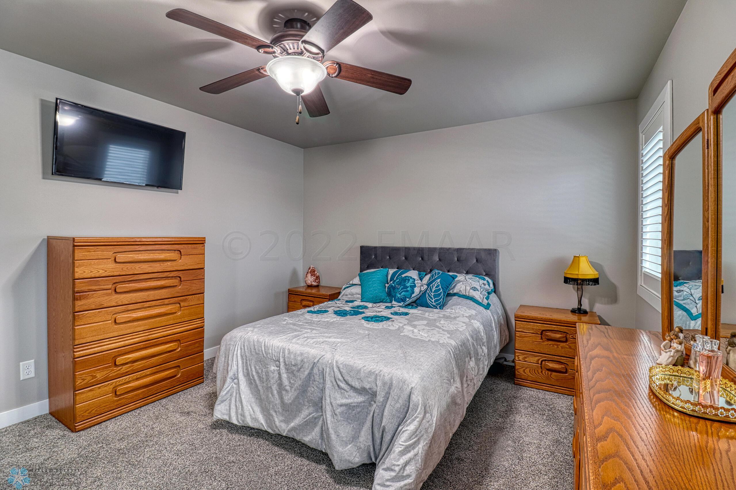 Master Bedroom1_2