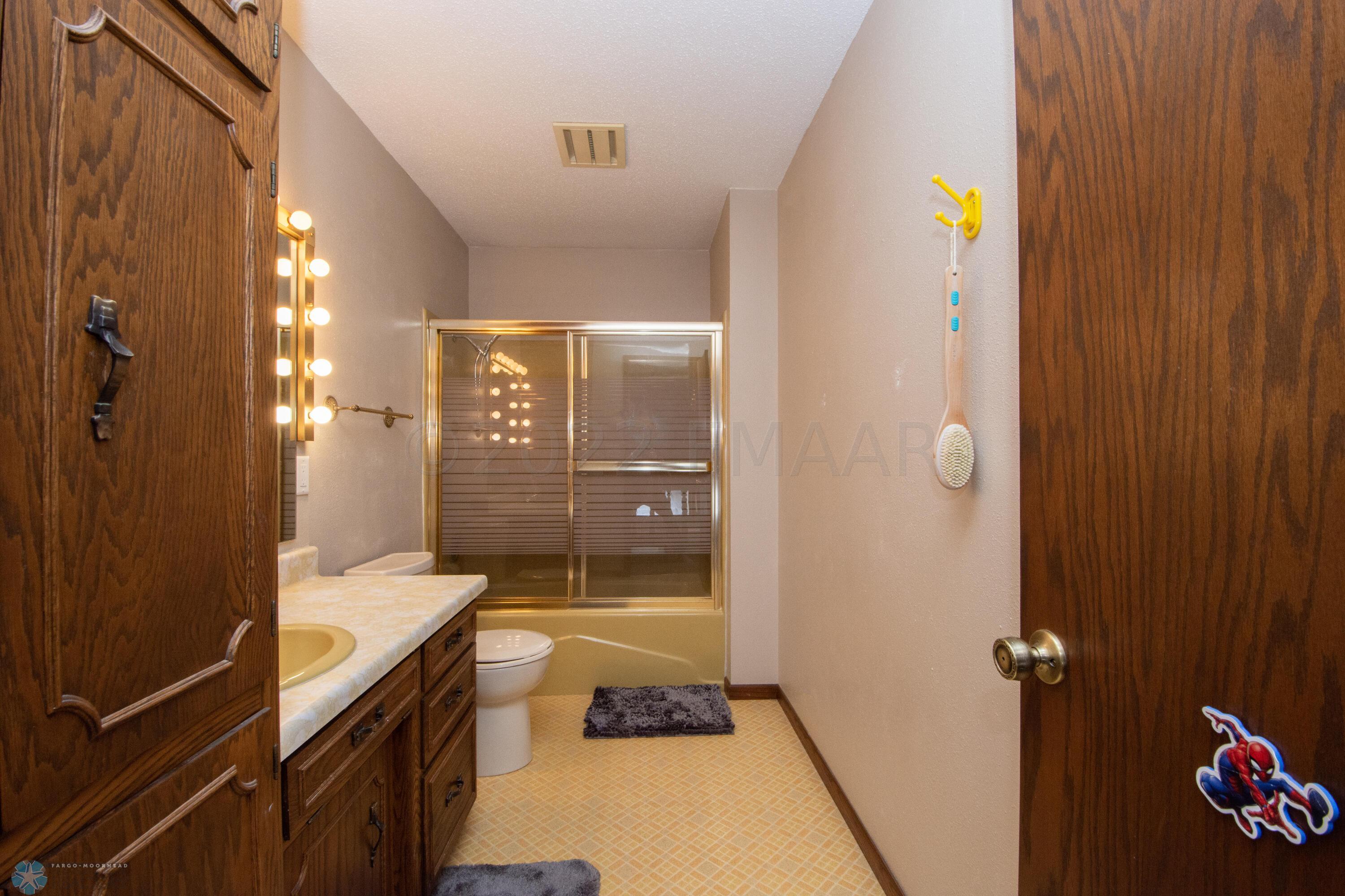 full bathroom up