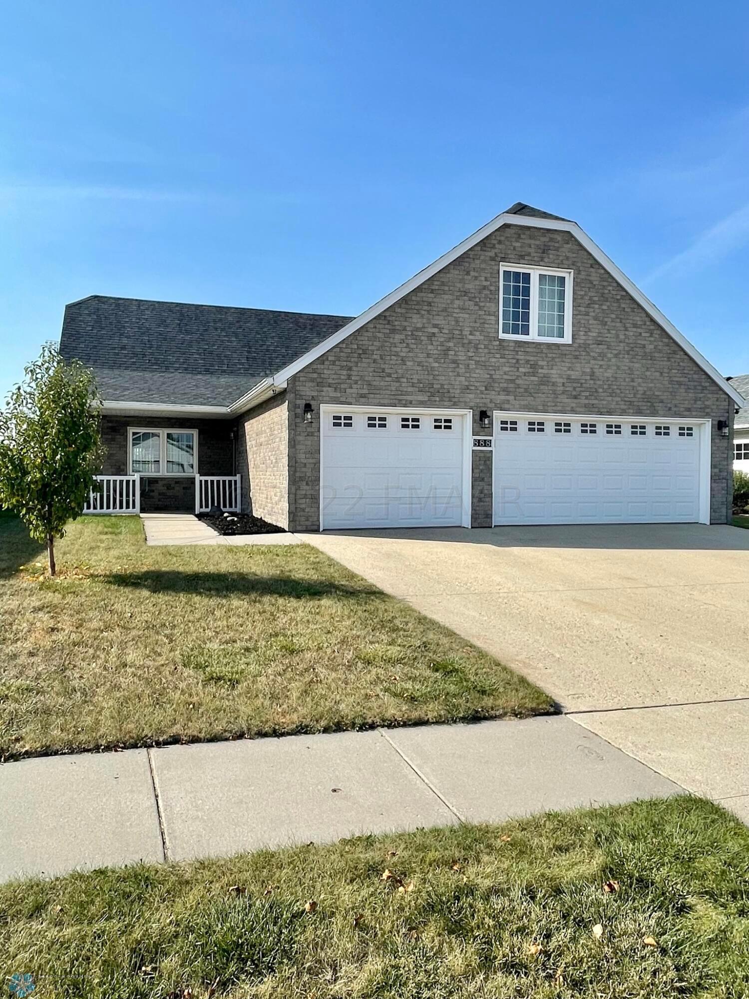 888 Homestead Ct