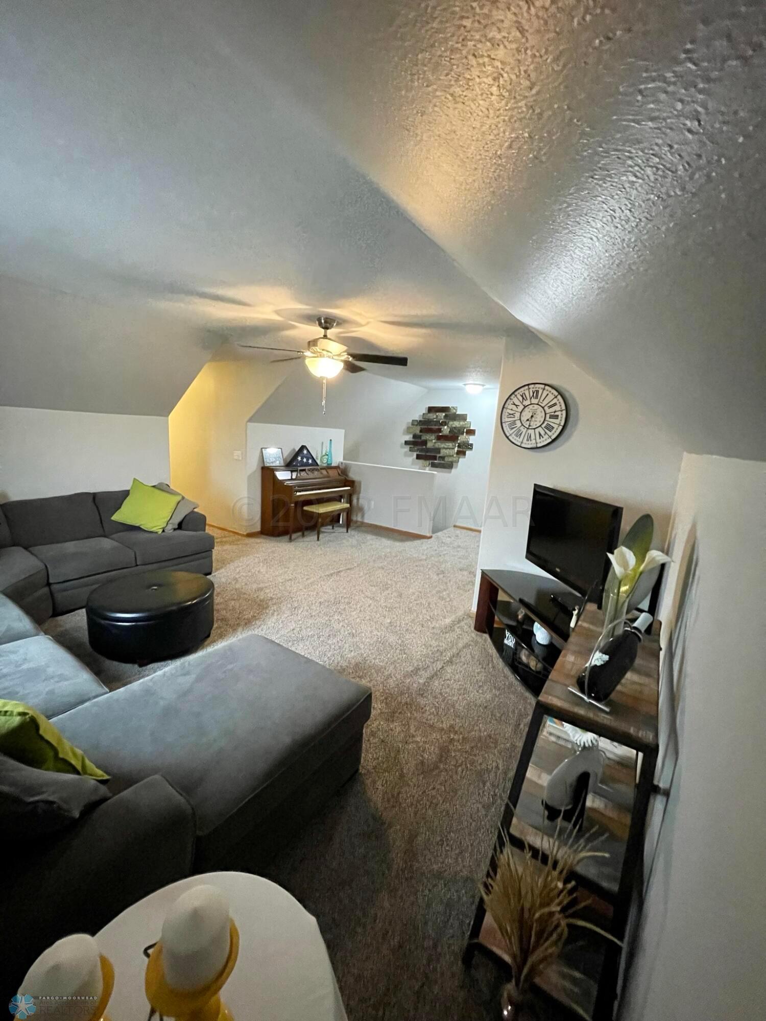 Upstairs family room 3.
