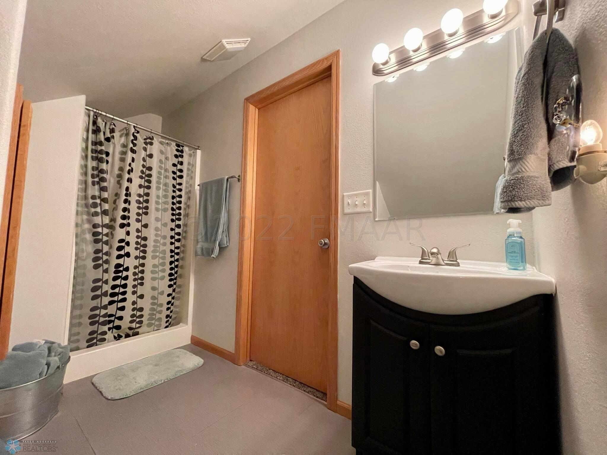 Upstairs 3/4 Bath