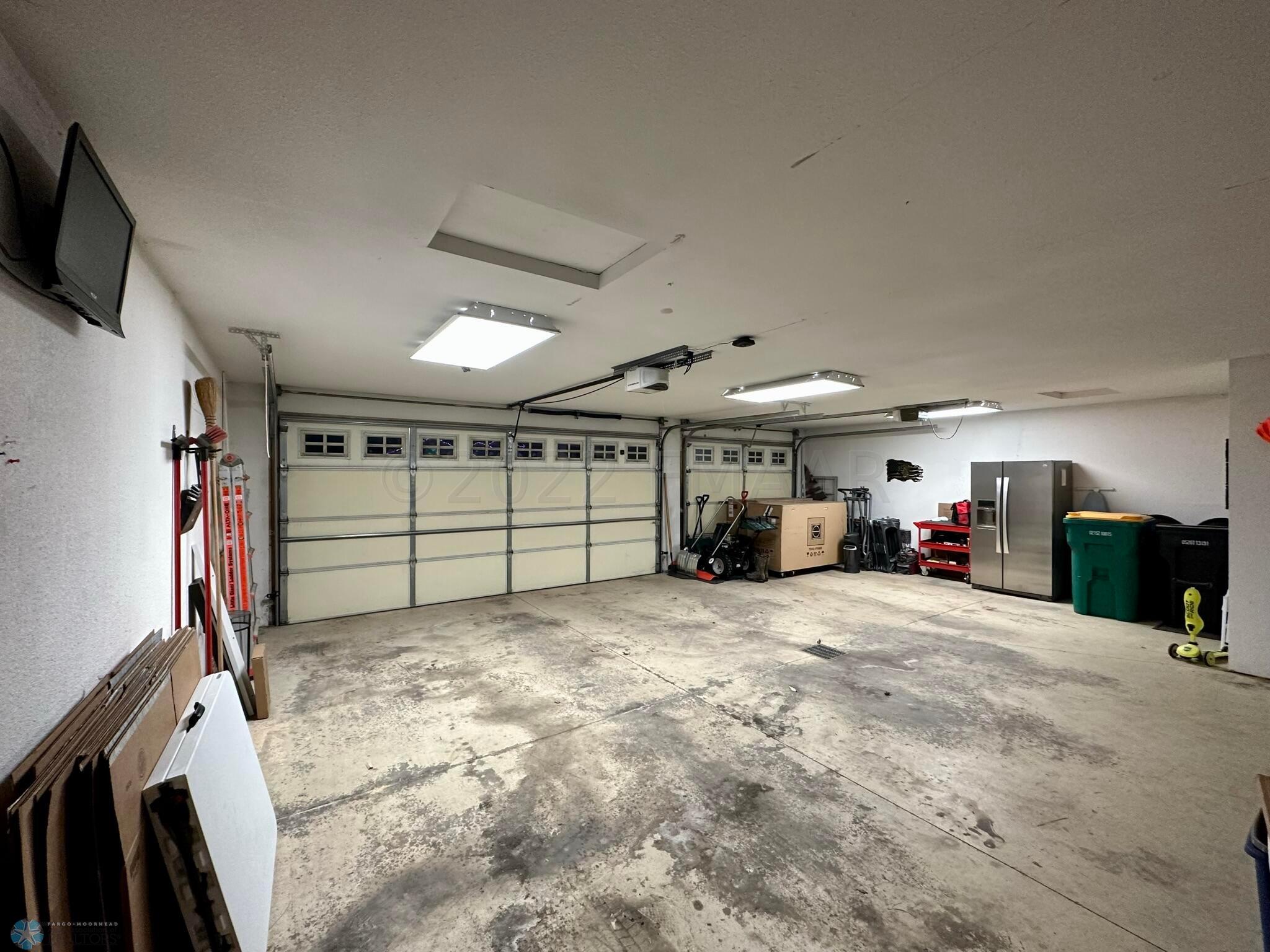 Garage 2