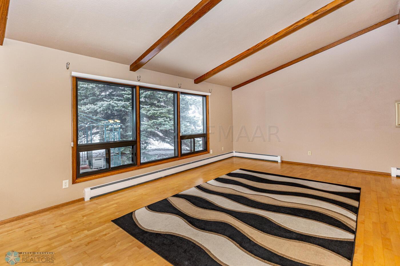 Home-25 (2)