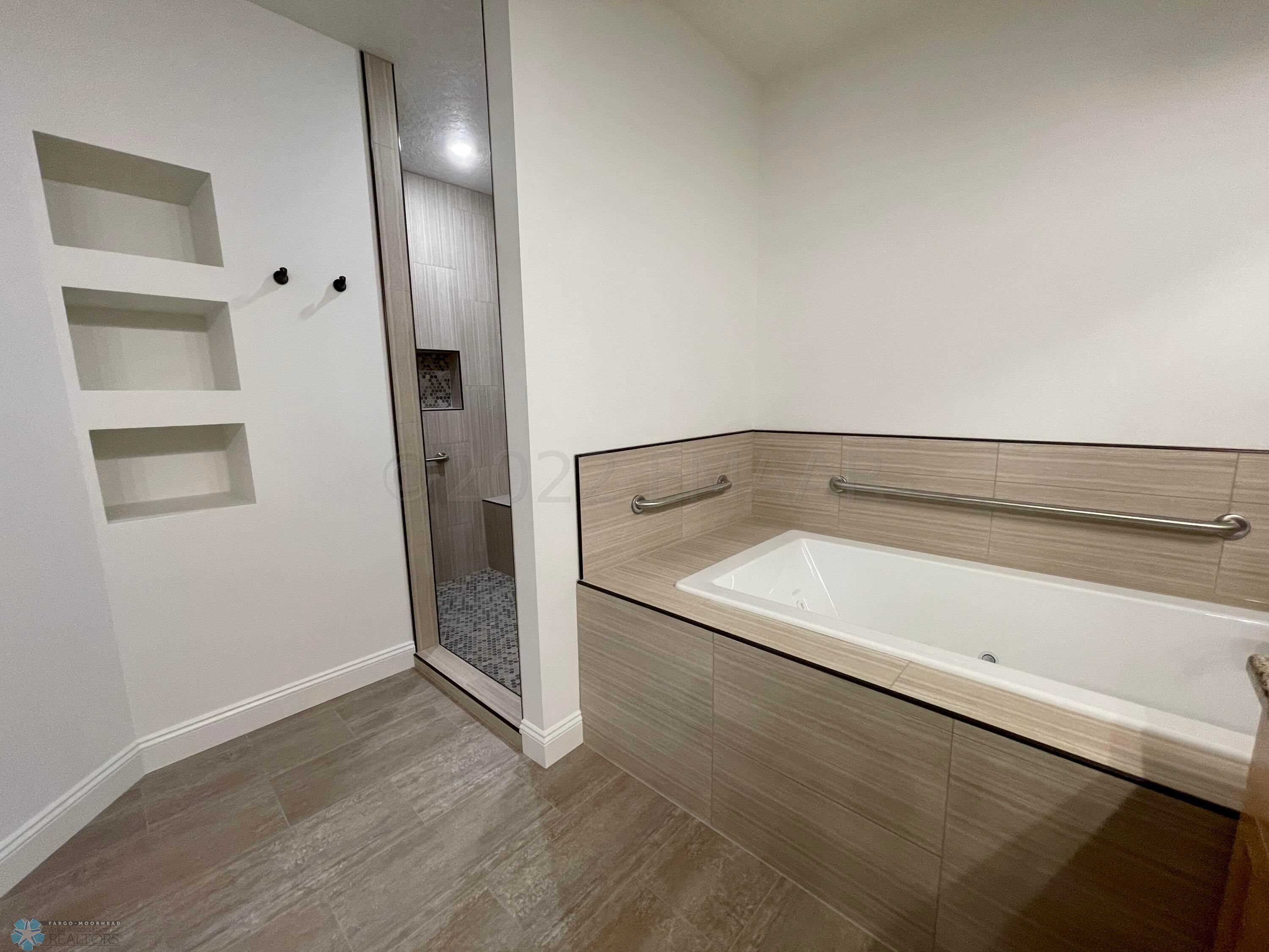 Tub