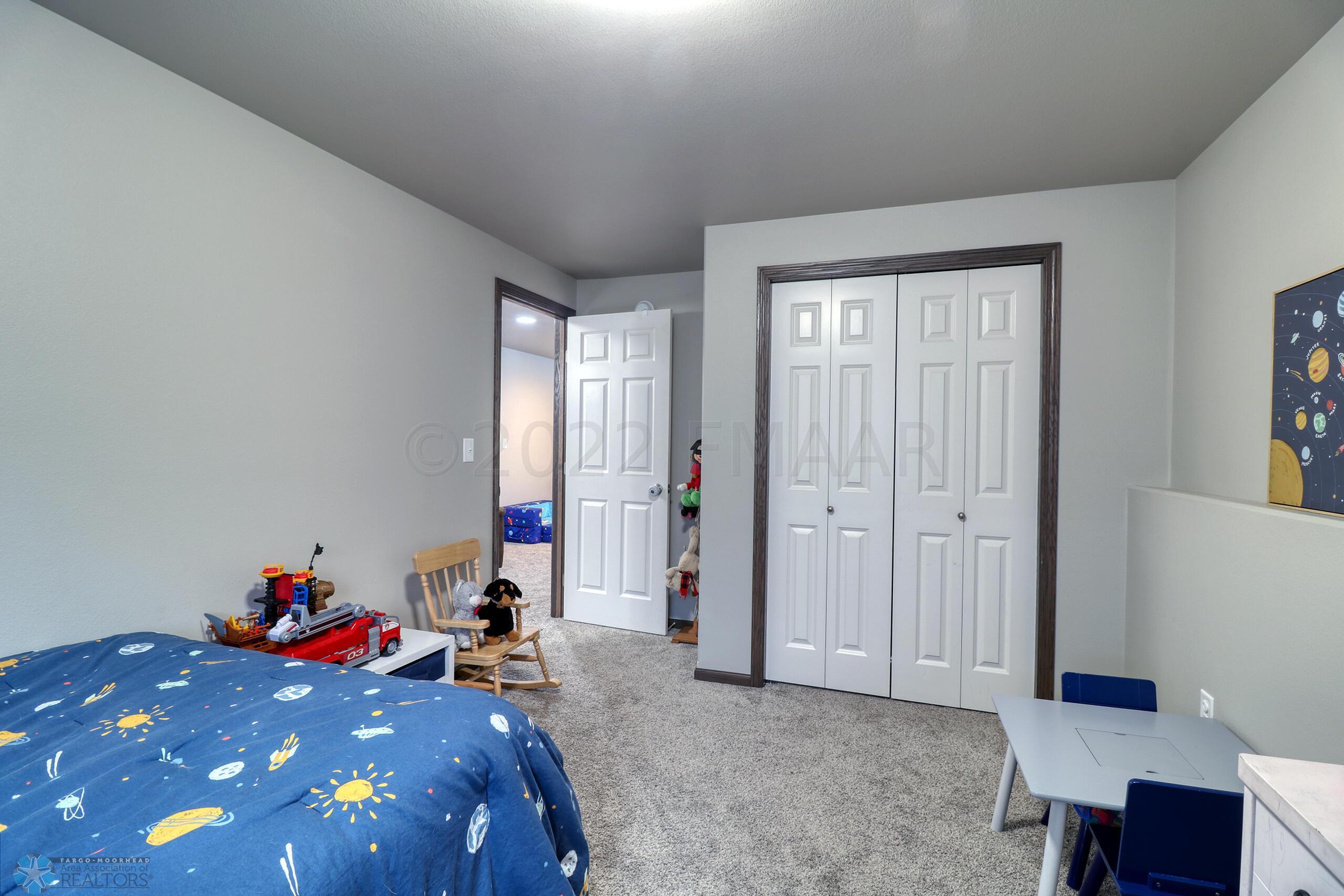 Basement Bedroom2_2