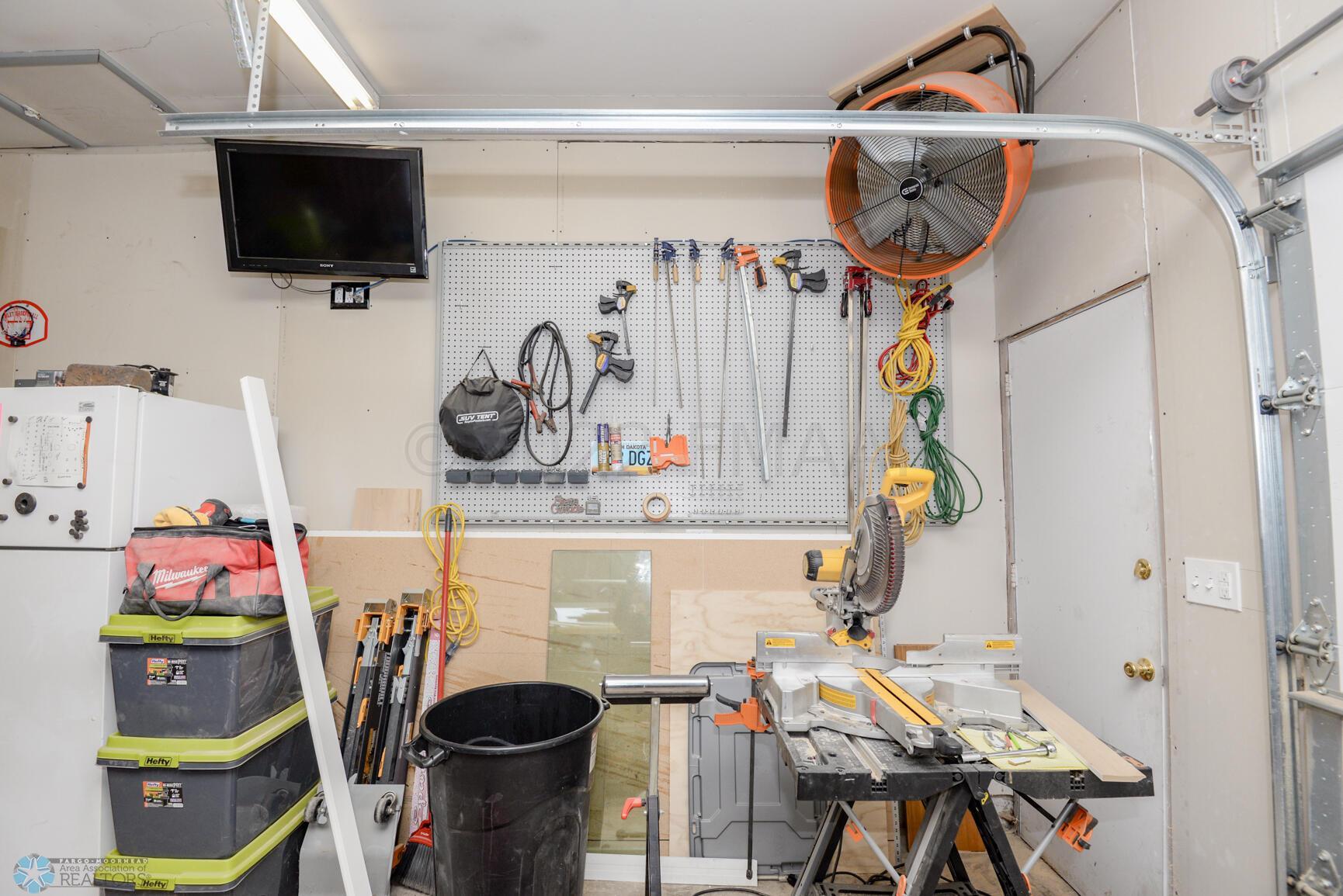 Garage Workspace