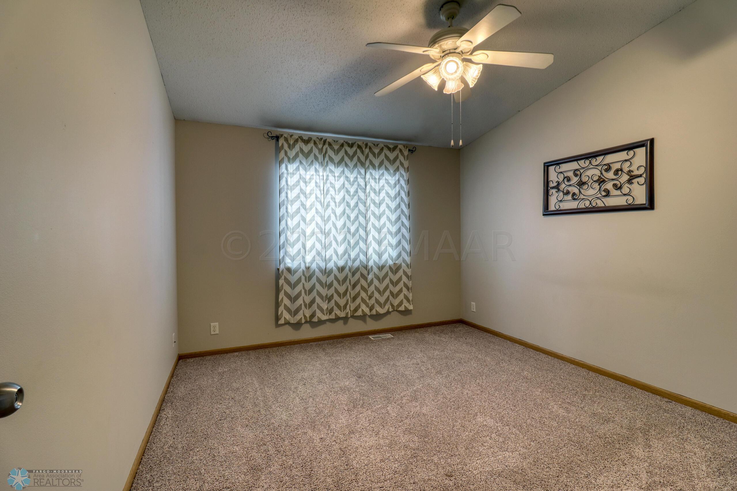 Master Bedroom1_1
