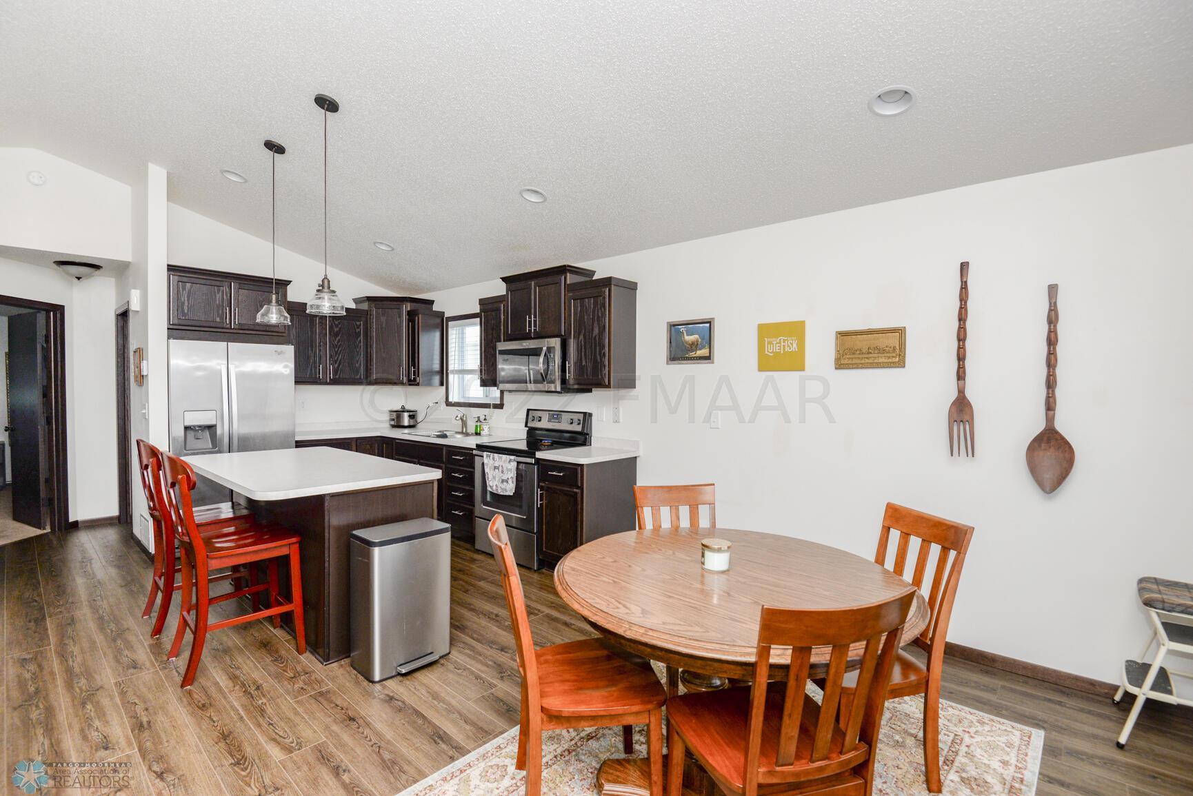 Kitchen/Dining