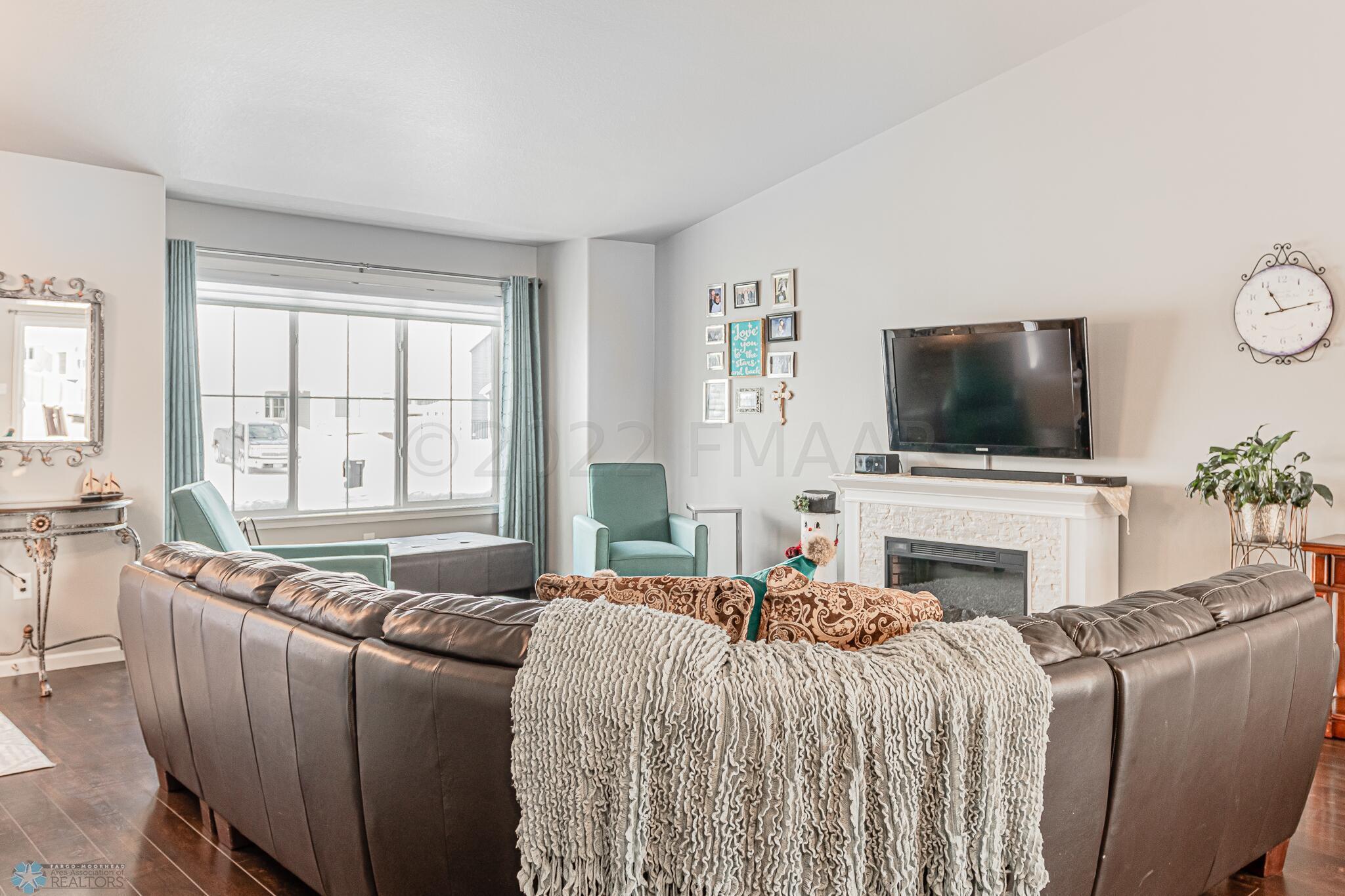1311 29th Ave. W, West Fargo, ND 58078-2