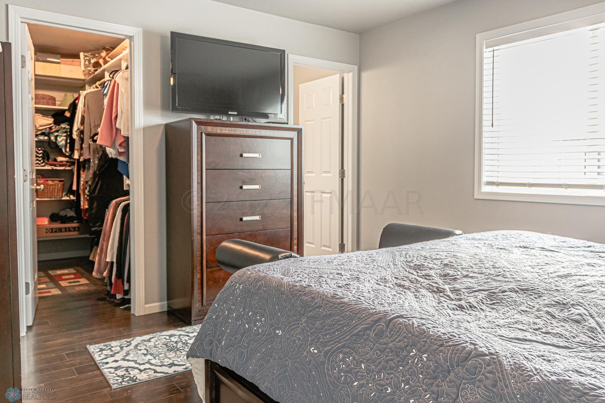 1311 29th Ave. W, West Fargo, ND 58078-1