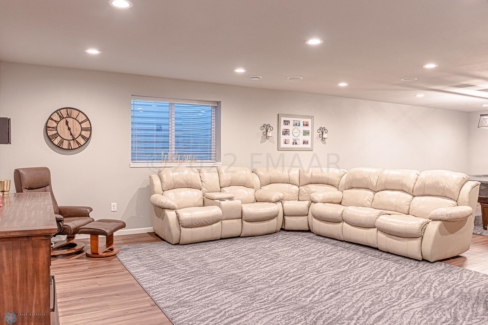 1311 29th Ave. W, West Fargo, ND 58078-3