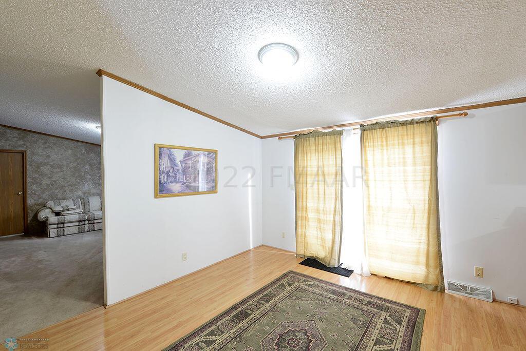 Spacious Dining Area