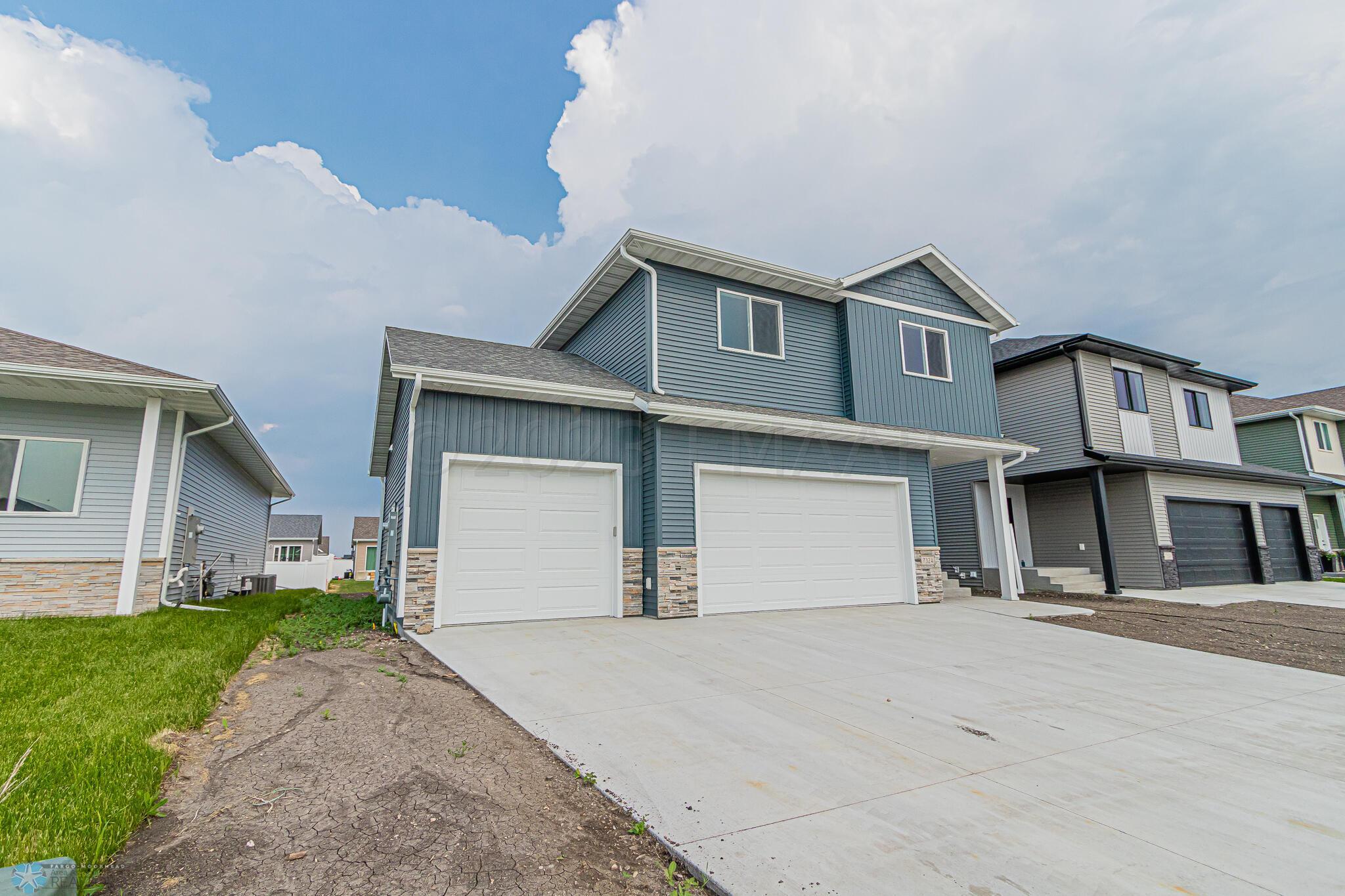 7372 27th St S, Fargo, ND 58104-12