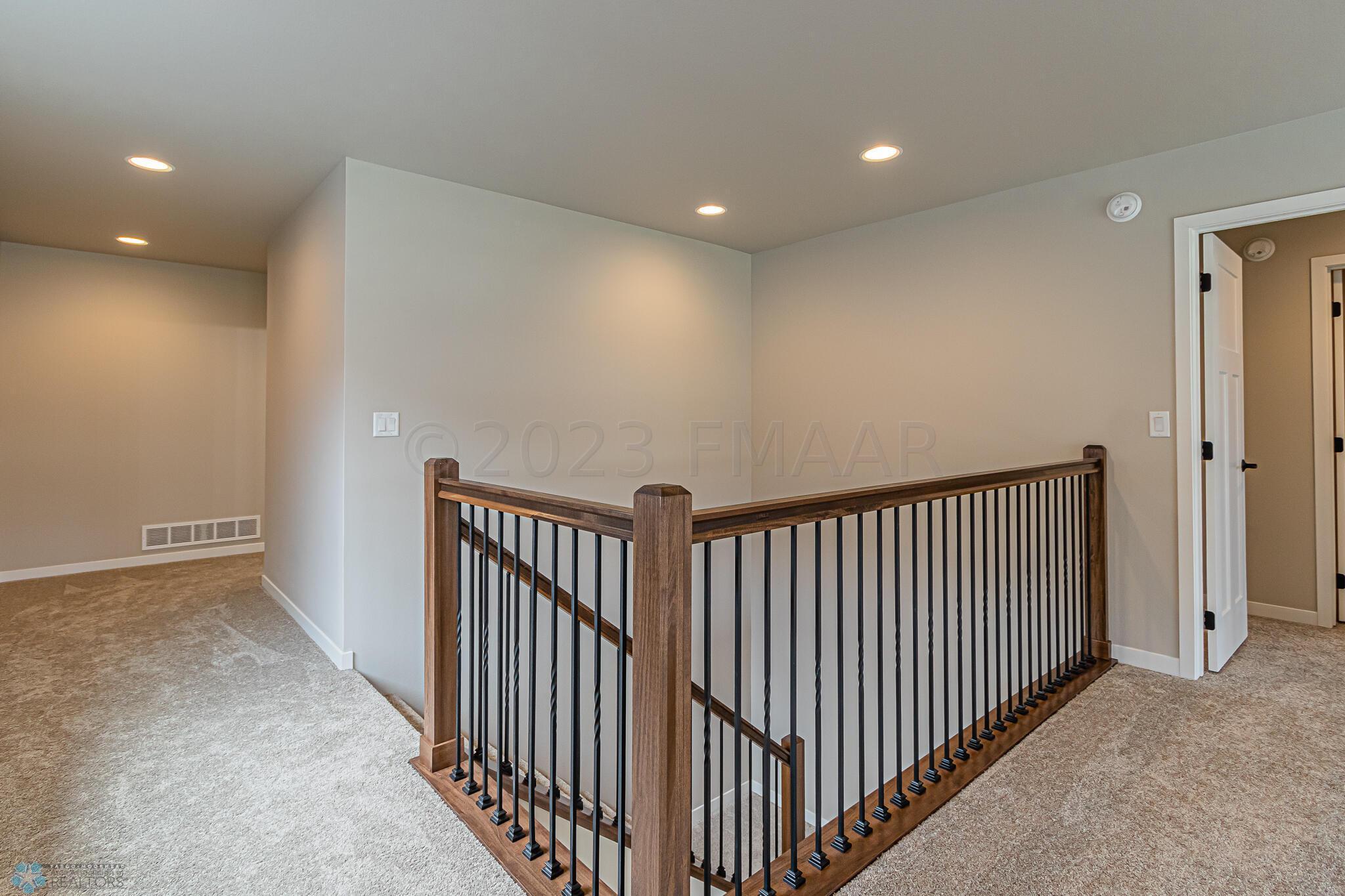 7372 27th St S, Fargo, ND 58104-30