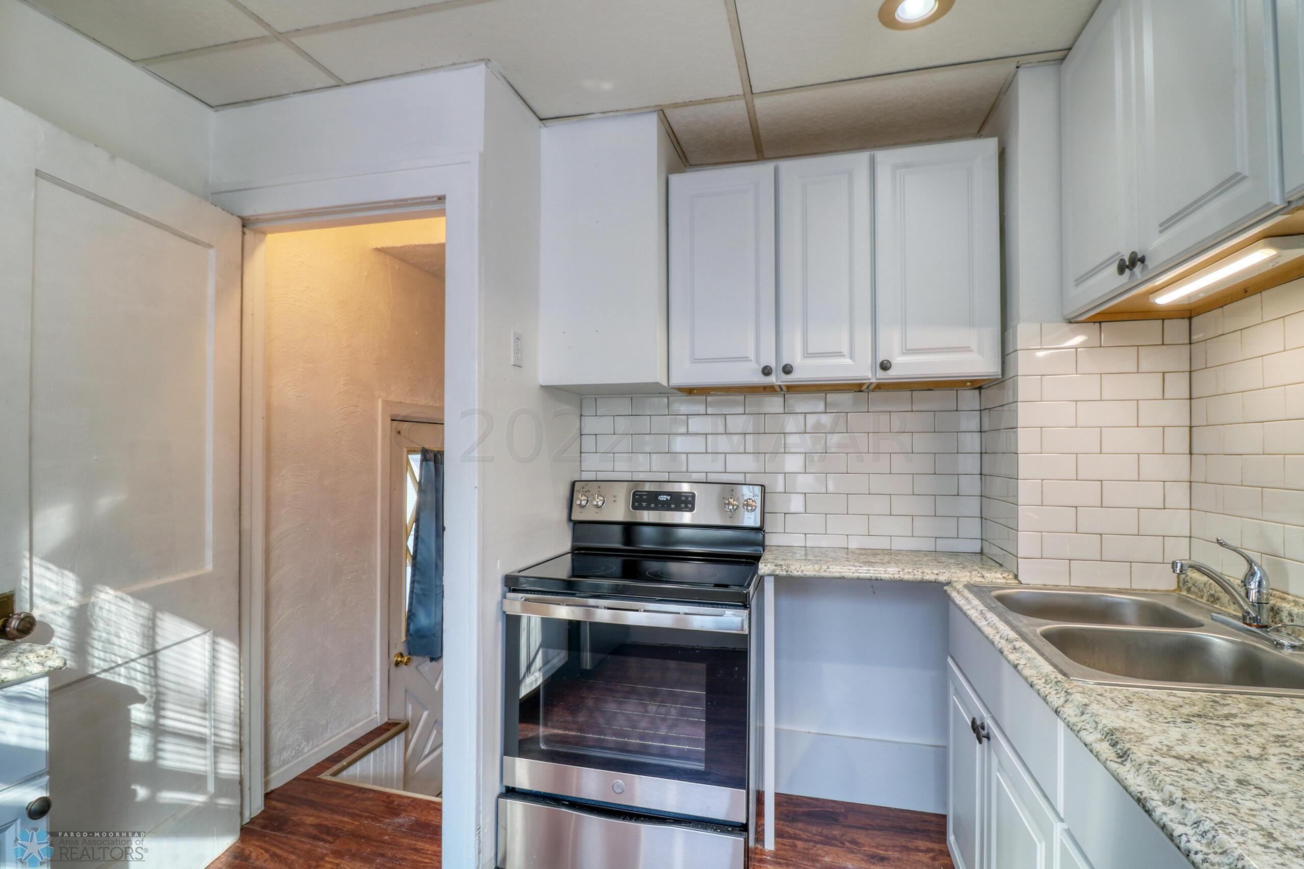 Kitchen1_2