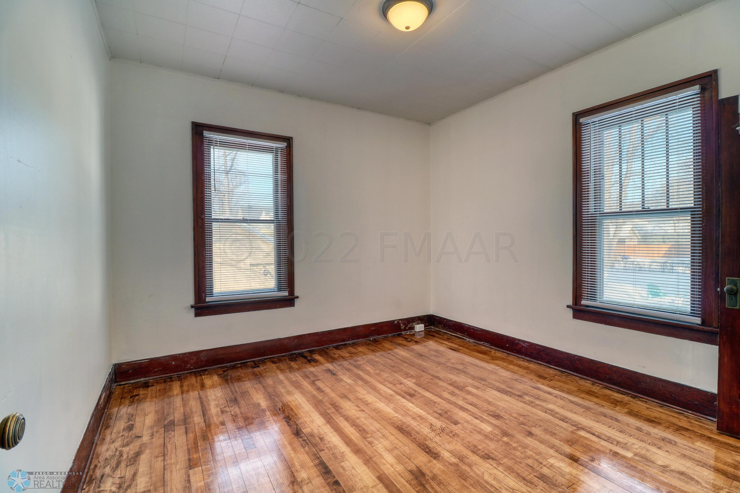 Bedroom1_0