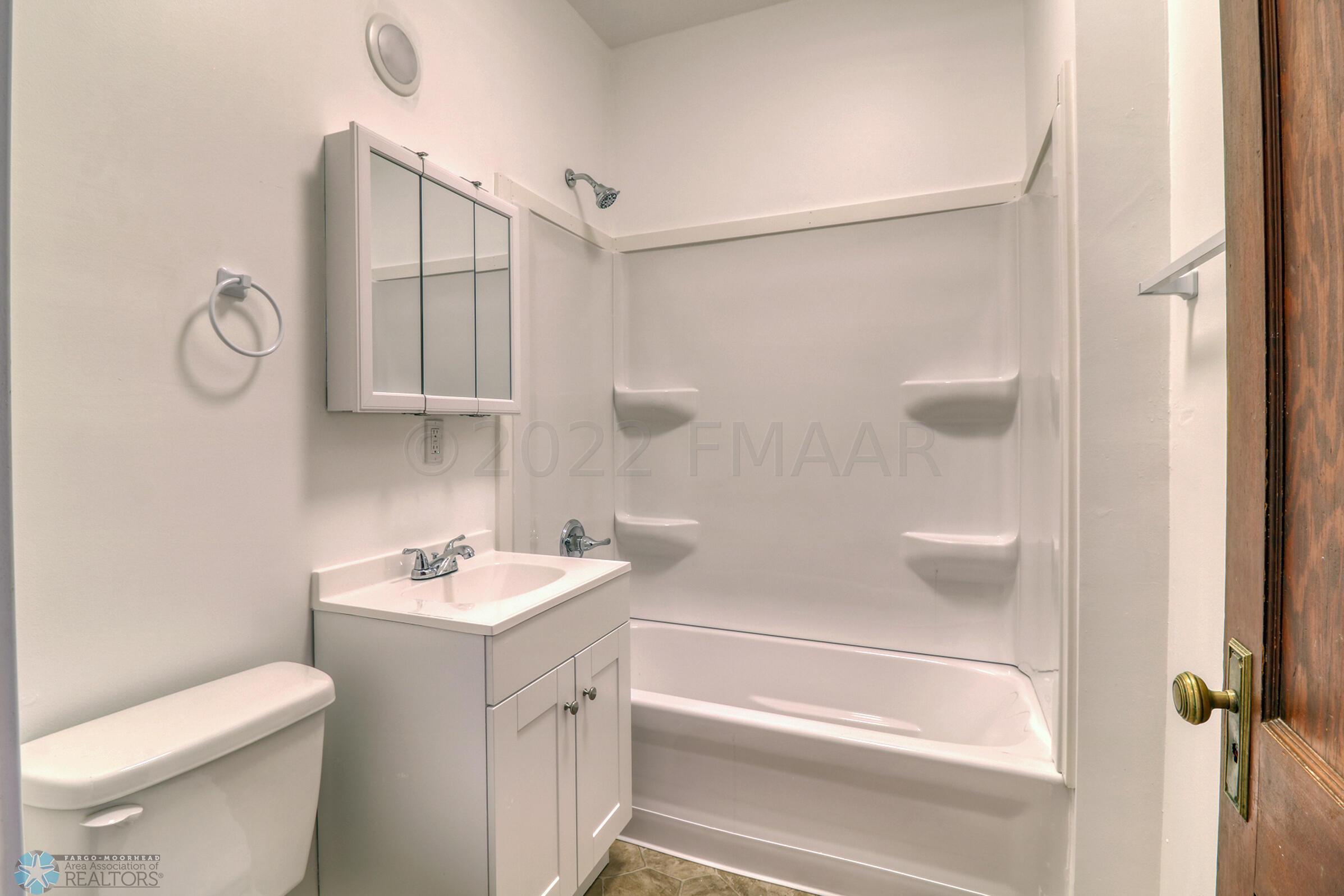 Bathroom1_1